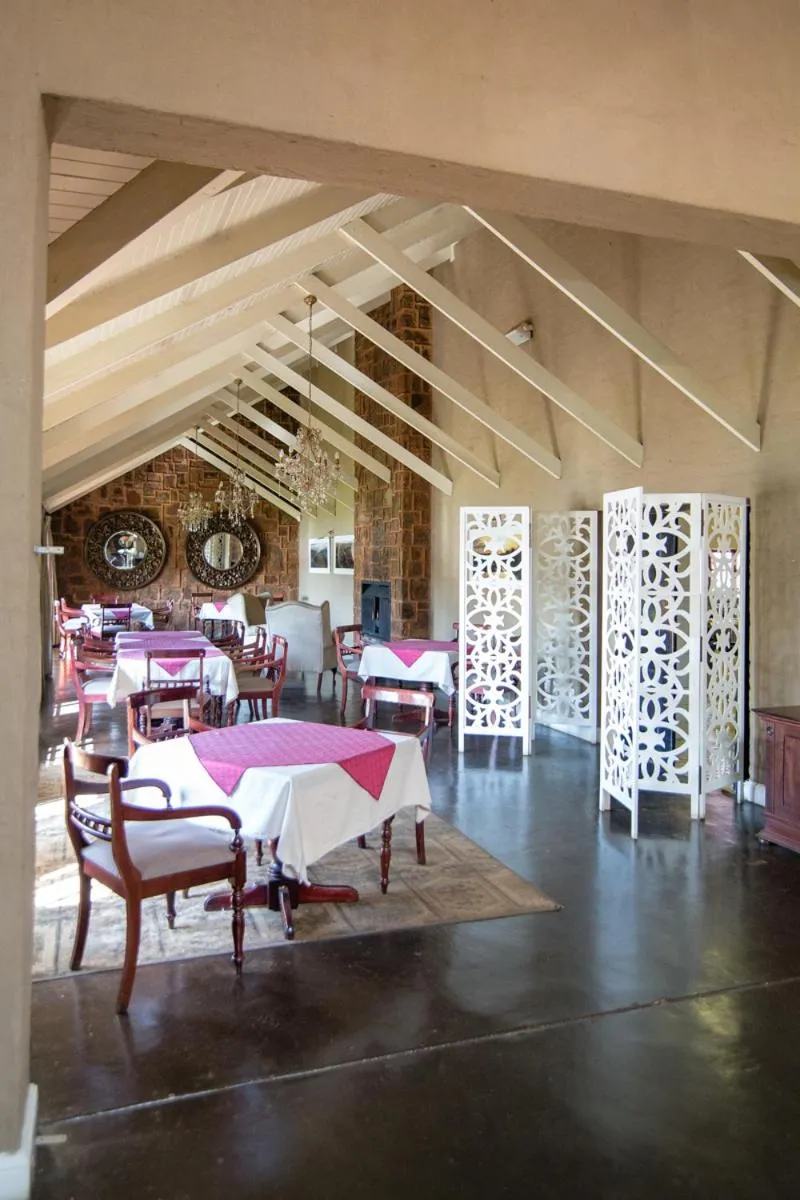 Restaurant/places to eat in Critchley Hackle