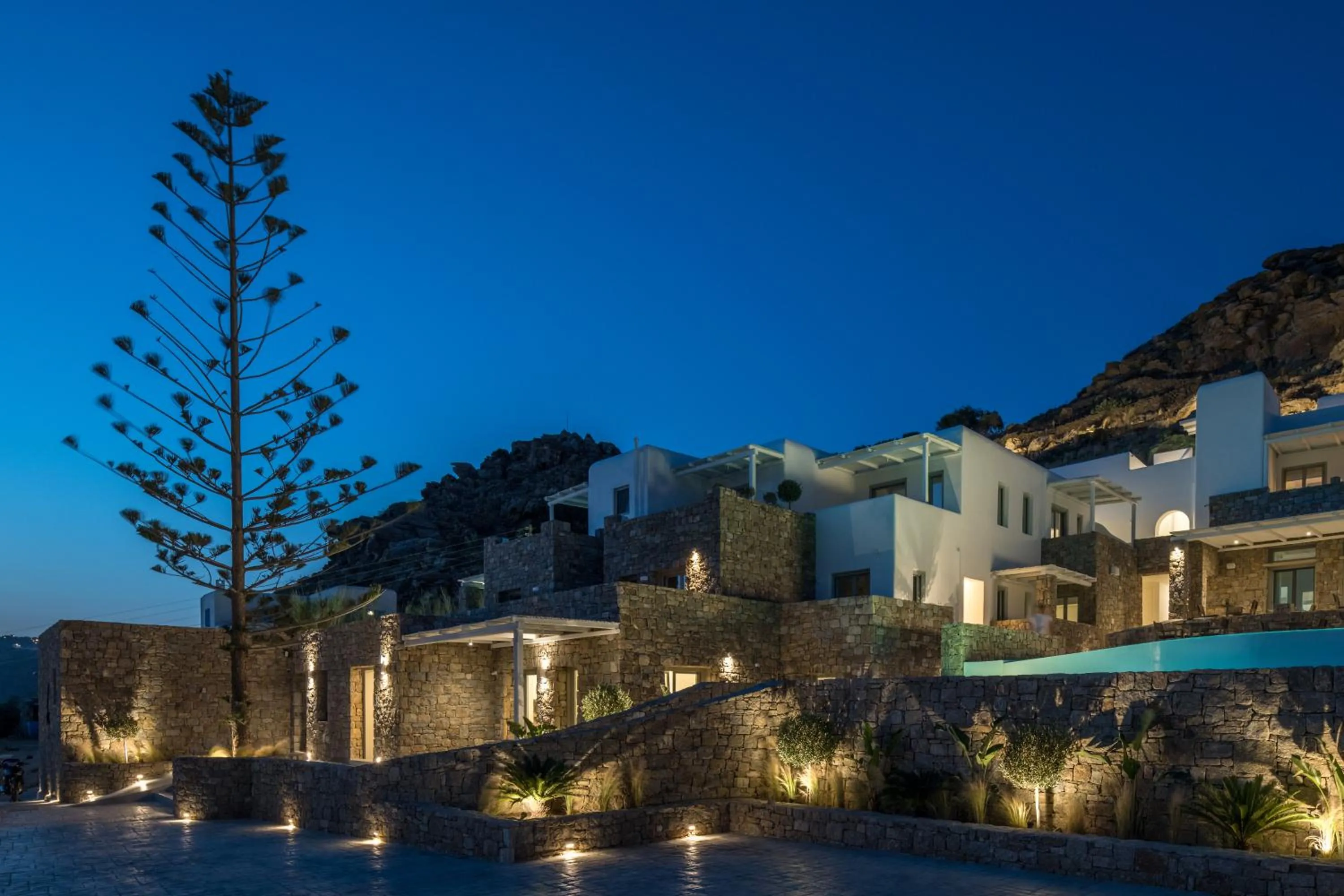 Property building in Arocaria Mykonos