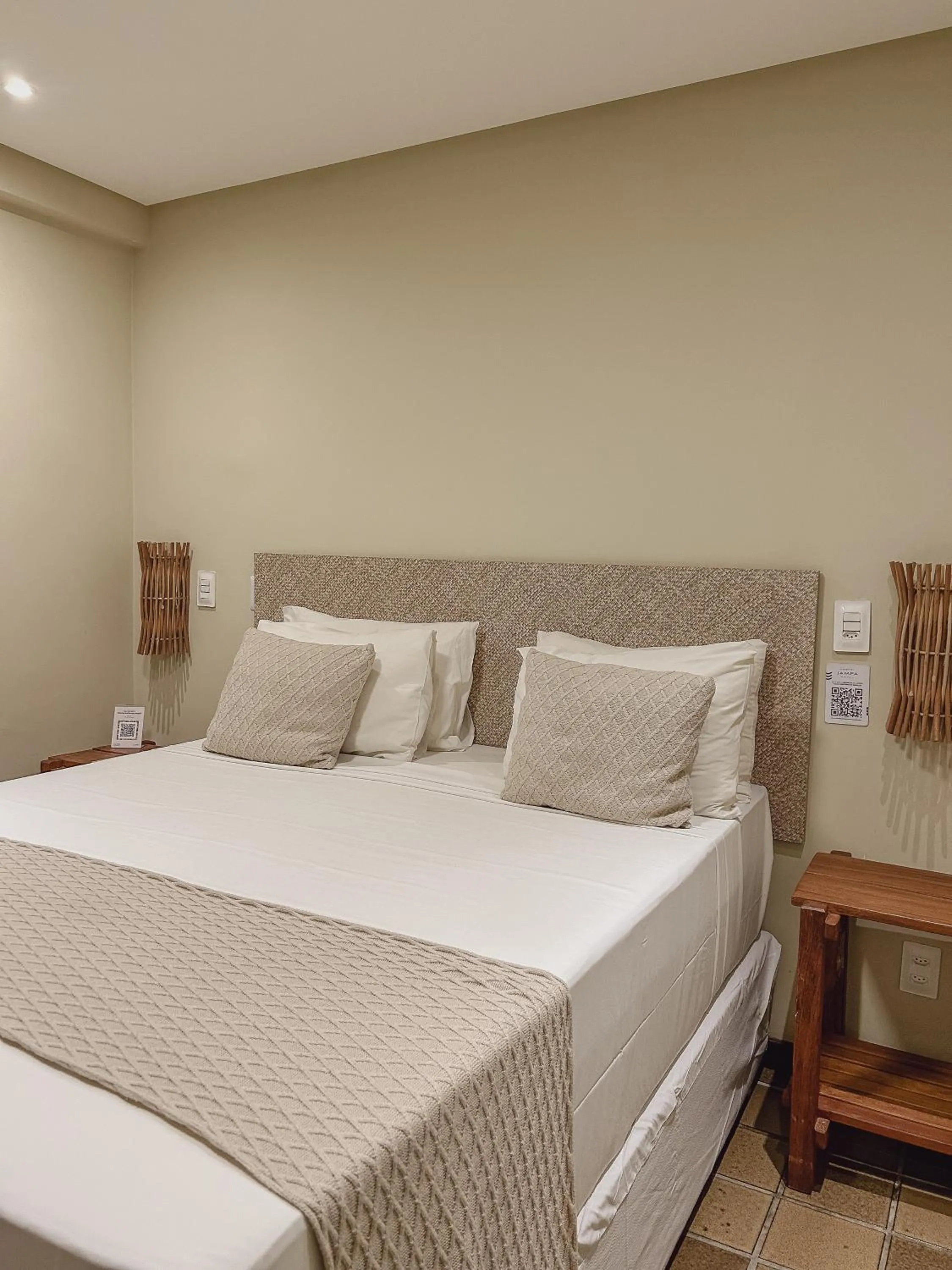 Bed in Kastel Jampa Hotel