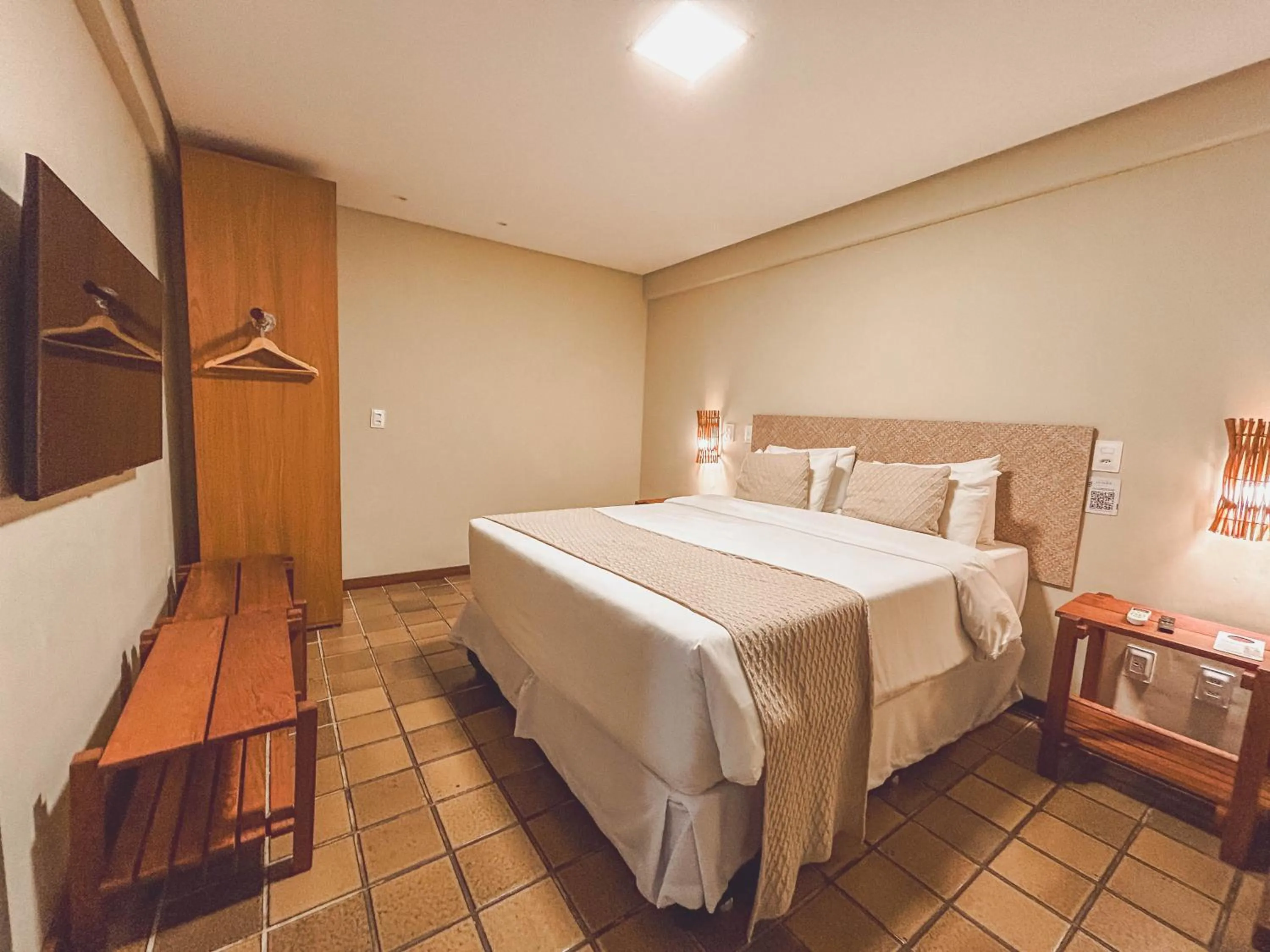 Bed in Kastel Jampa Hotel