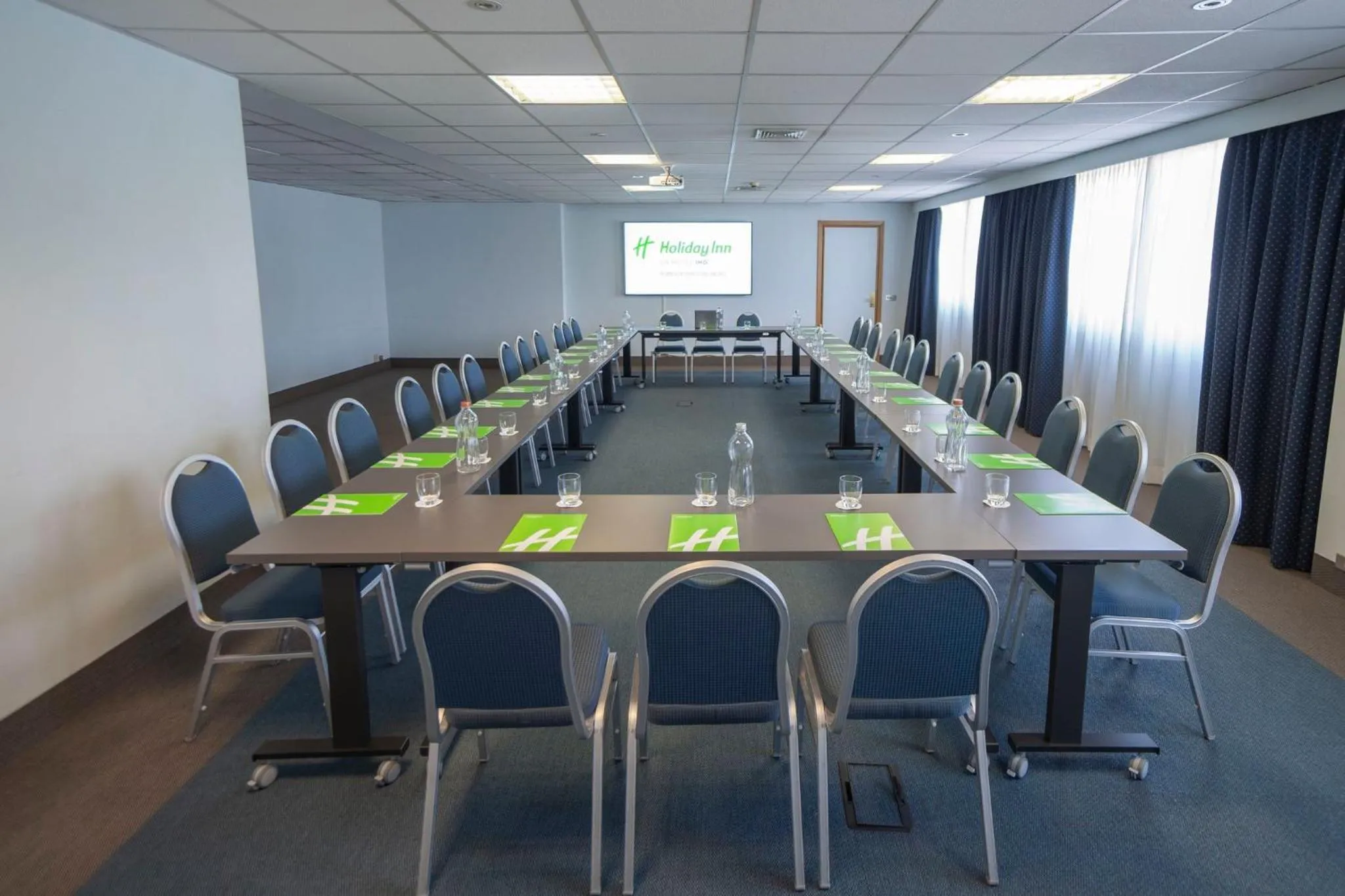 Meeting/conference room in Holiday Inn Rome - Eur Parco Dei Medici by IHG