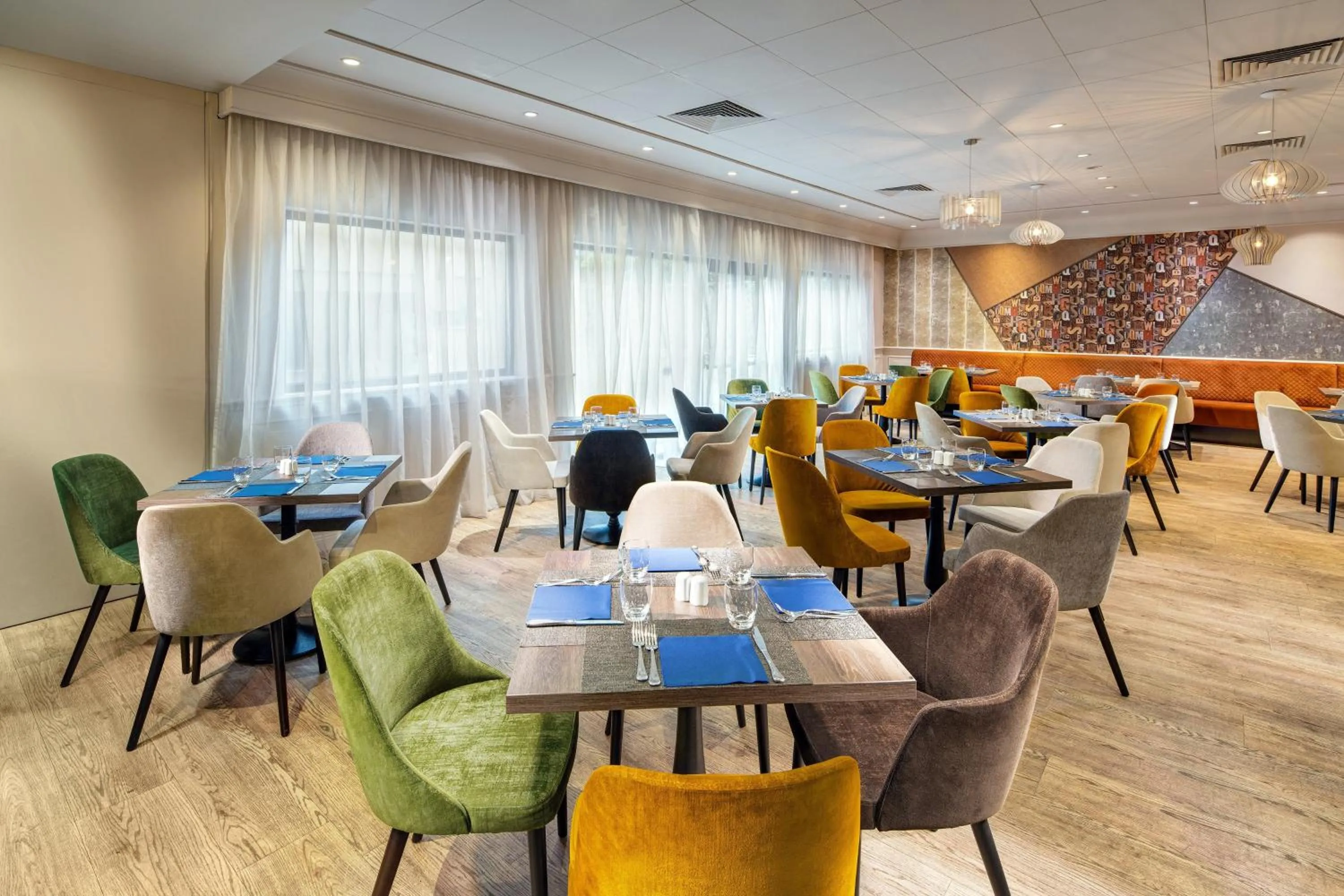 Restaurant/places to eat in Holiday Inn Rome - Eur Parco Dei Medici by IHG