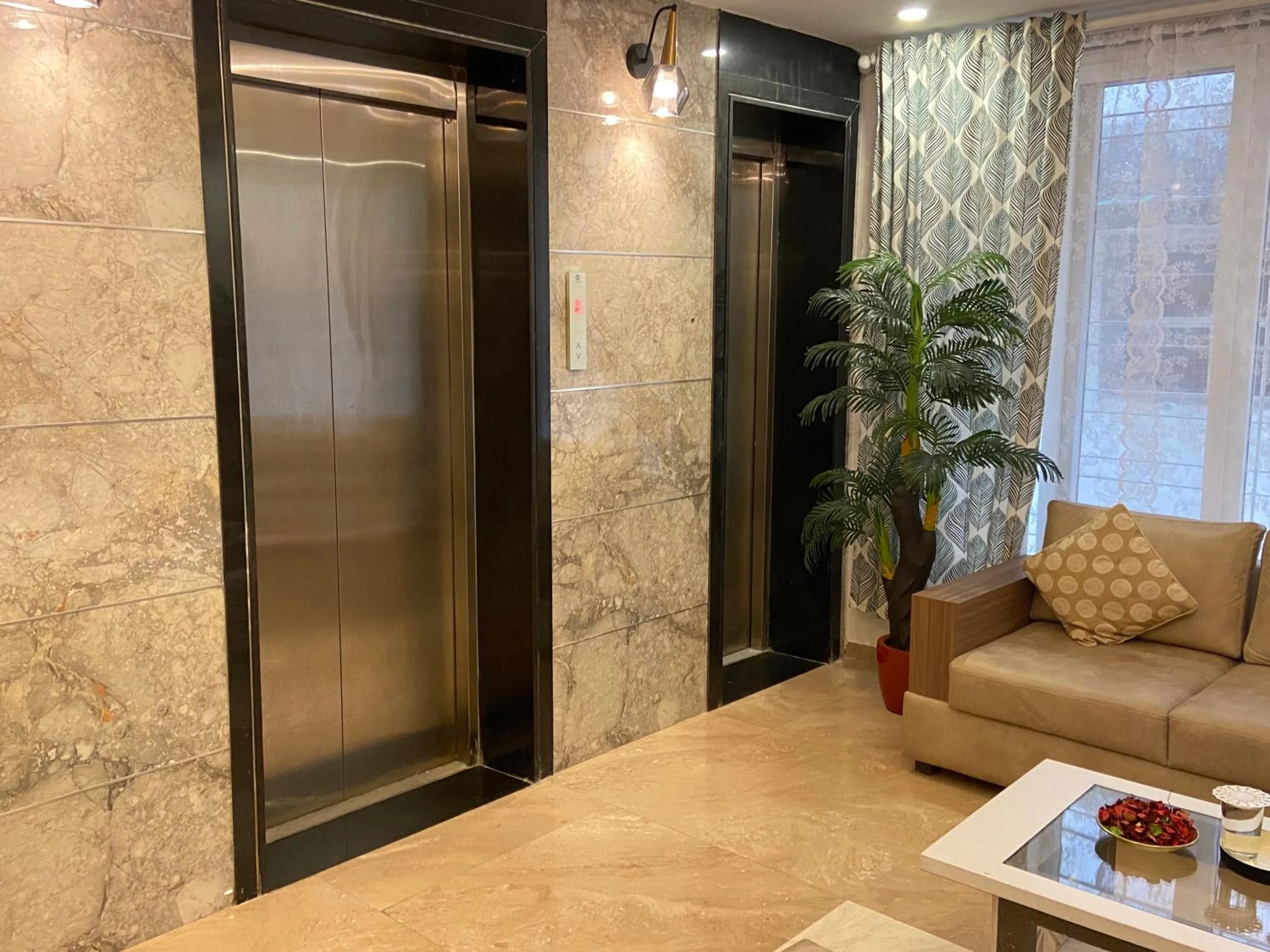 elevator in Dash Hotels - Affordable Luxury