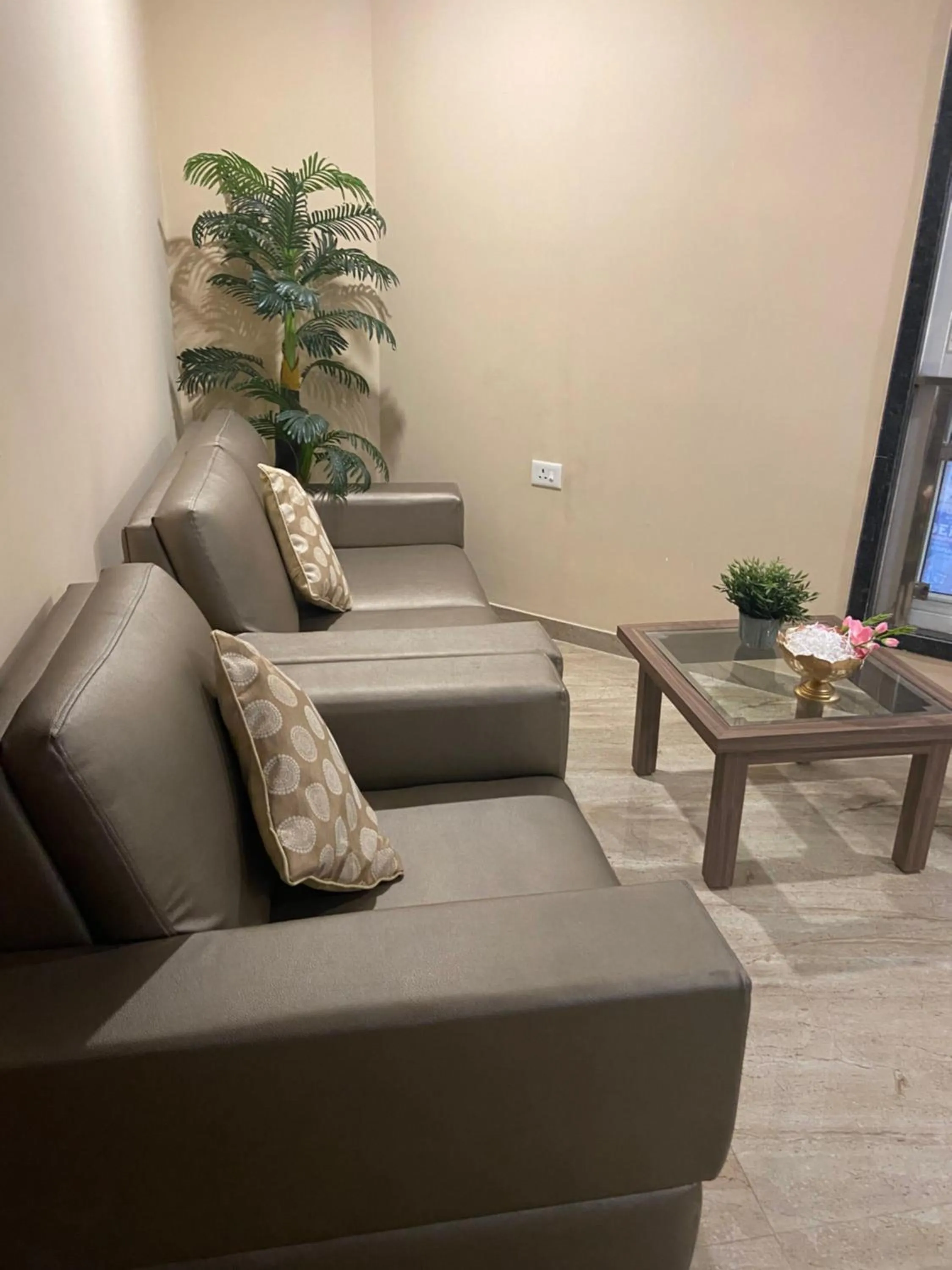Living room in Dash Hotels - Affordable Luxury