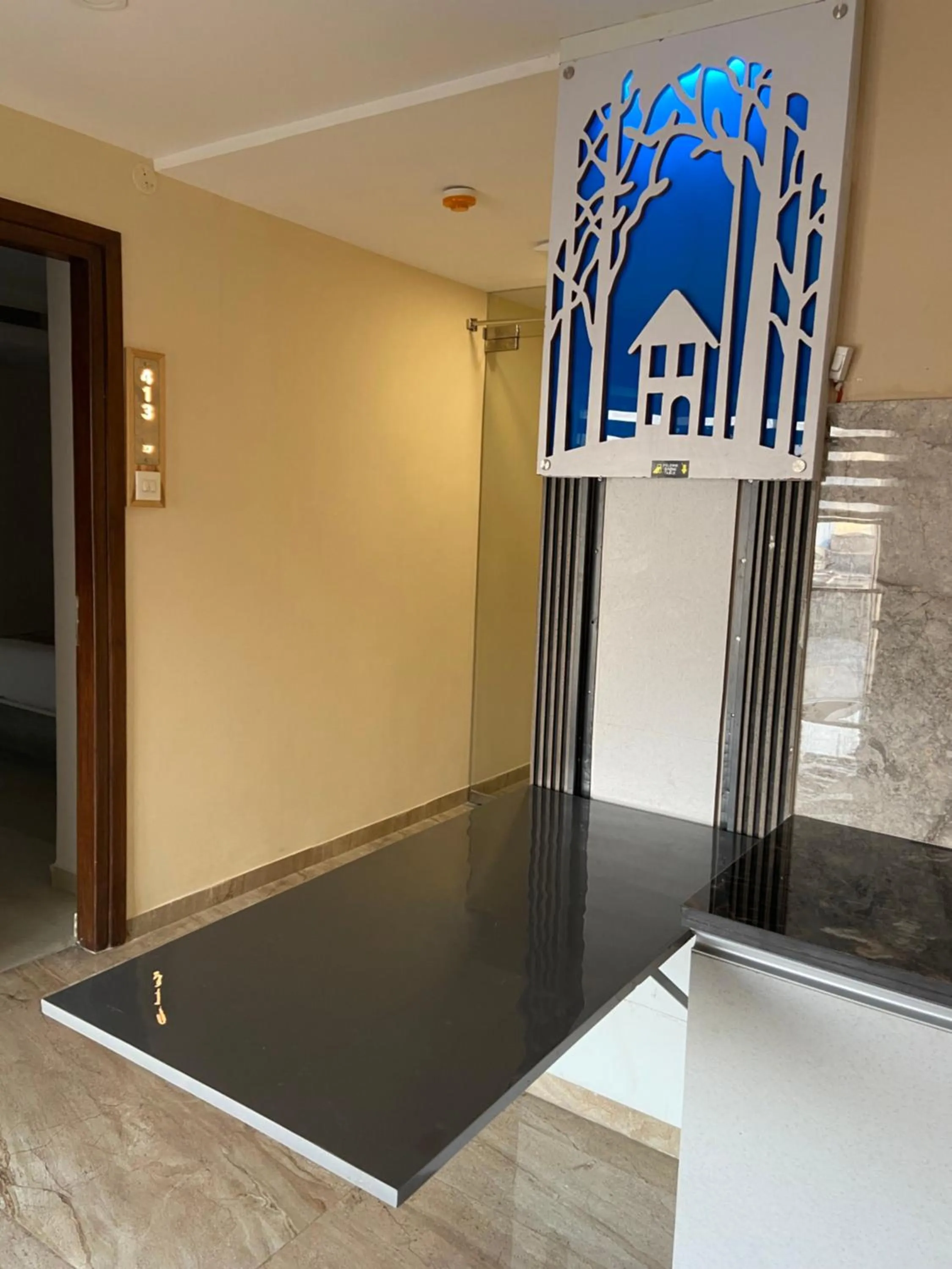 Dining area in Dash Hotels - Affordable Luxury