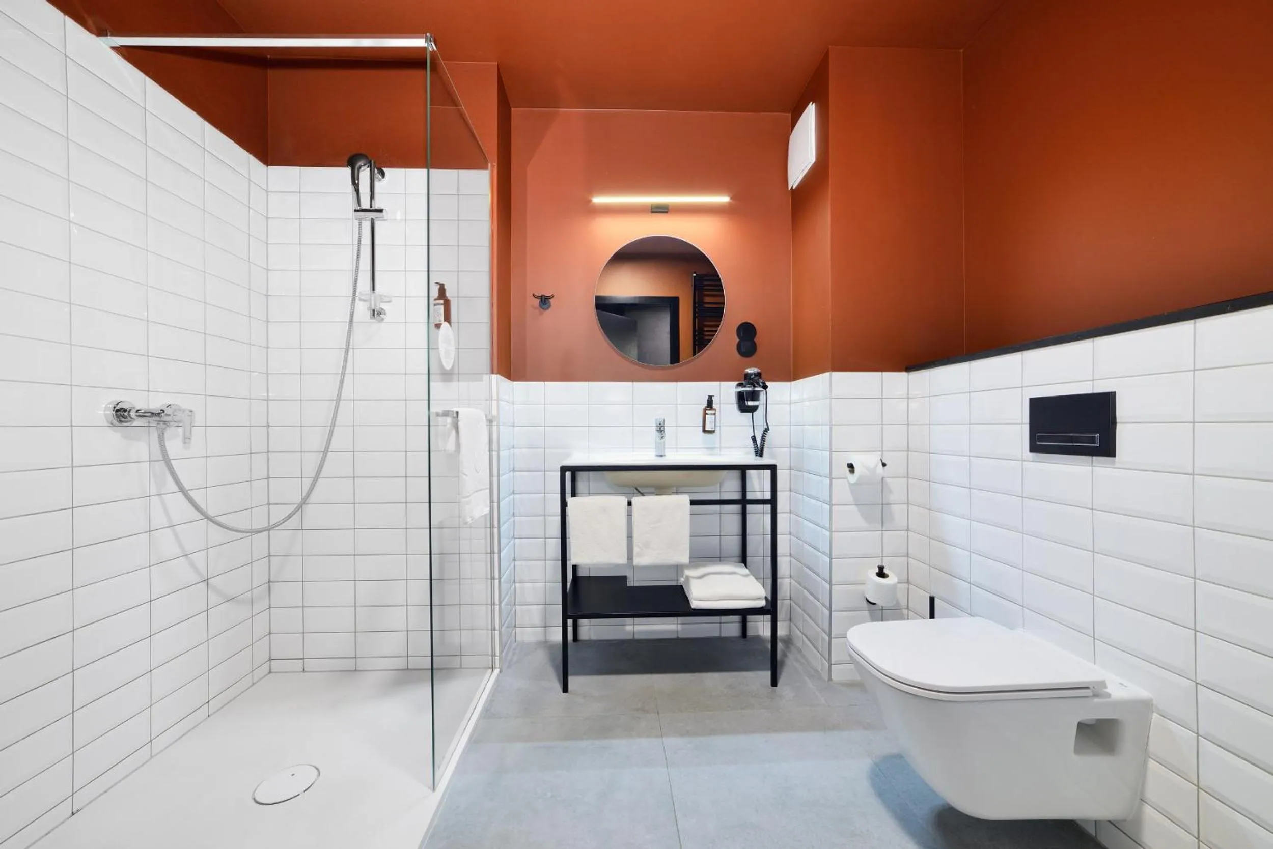 Shower in ARCHE Dwór Uphagena Gdańsk