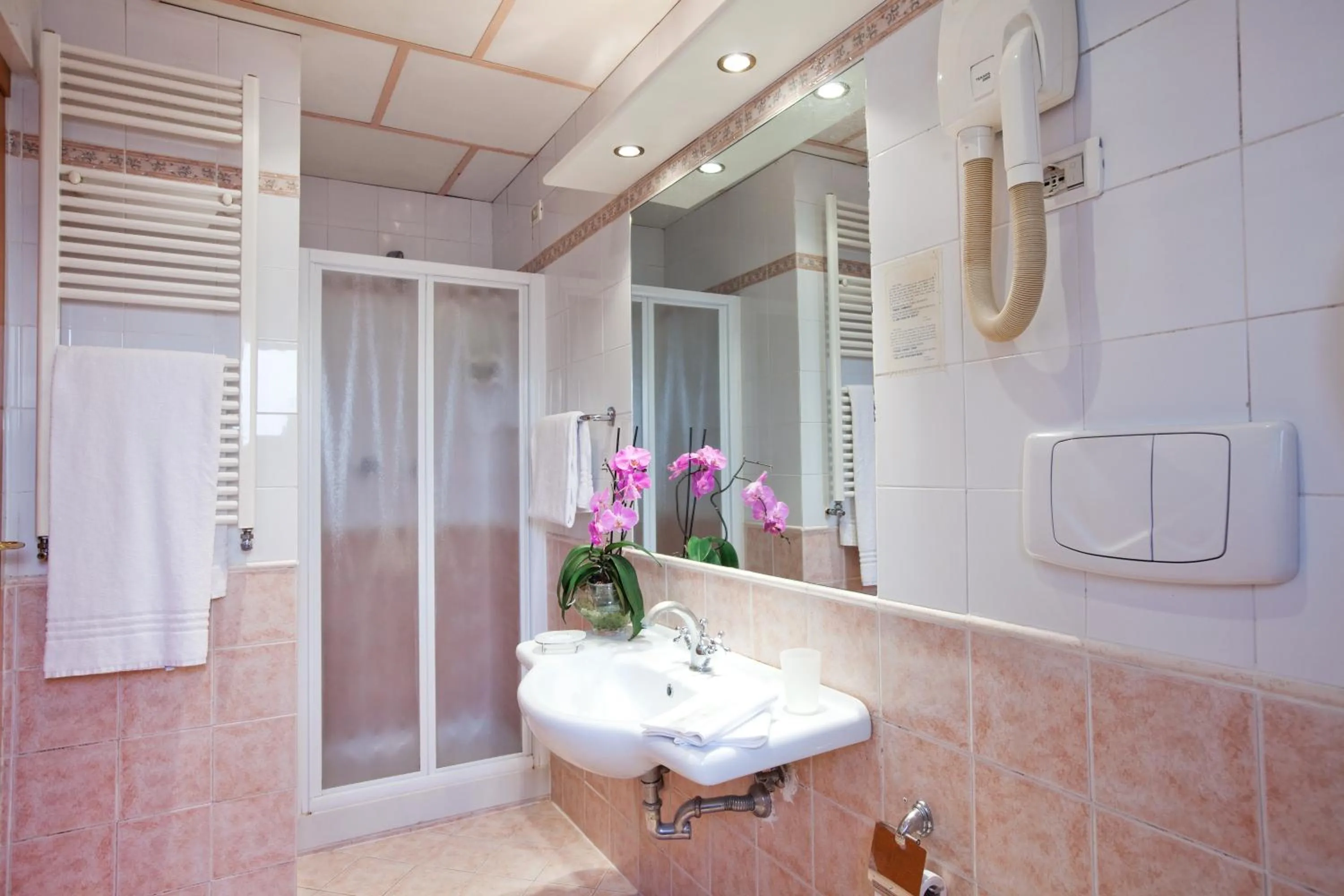 Bathroom in Hotel Delle Muse
