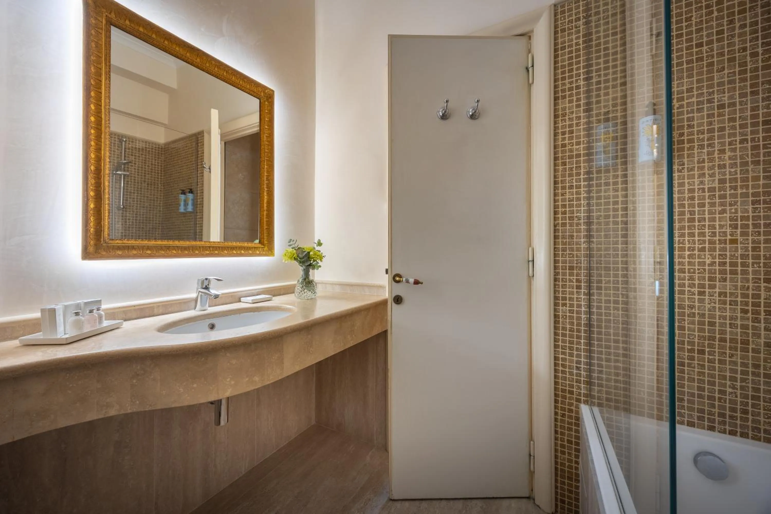 Bathroom in Hotel Forum