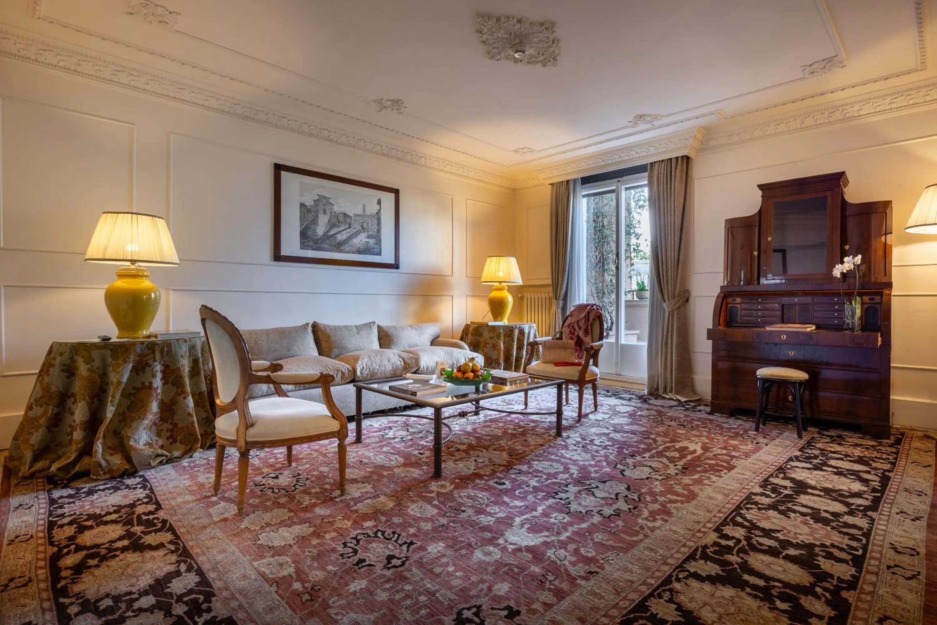 Living room in Grand Hotel Plaza