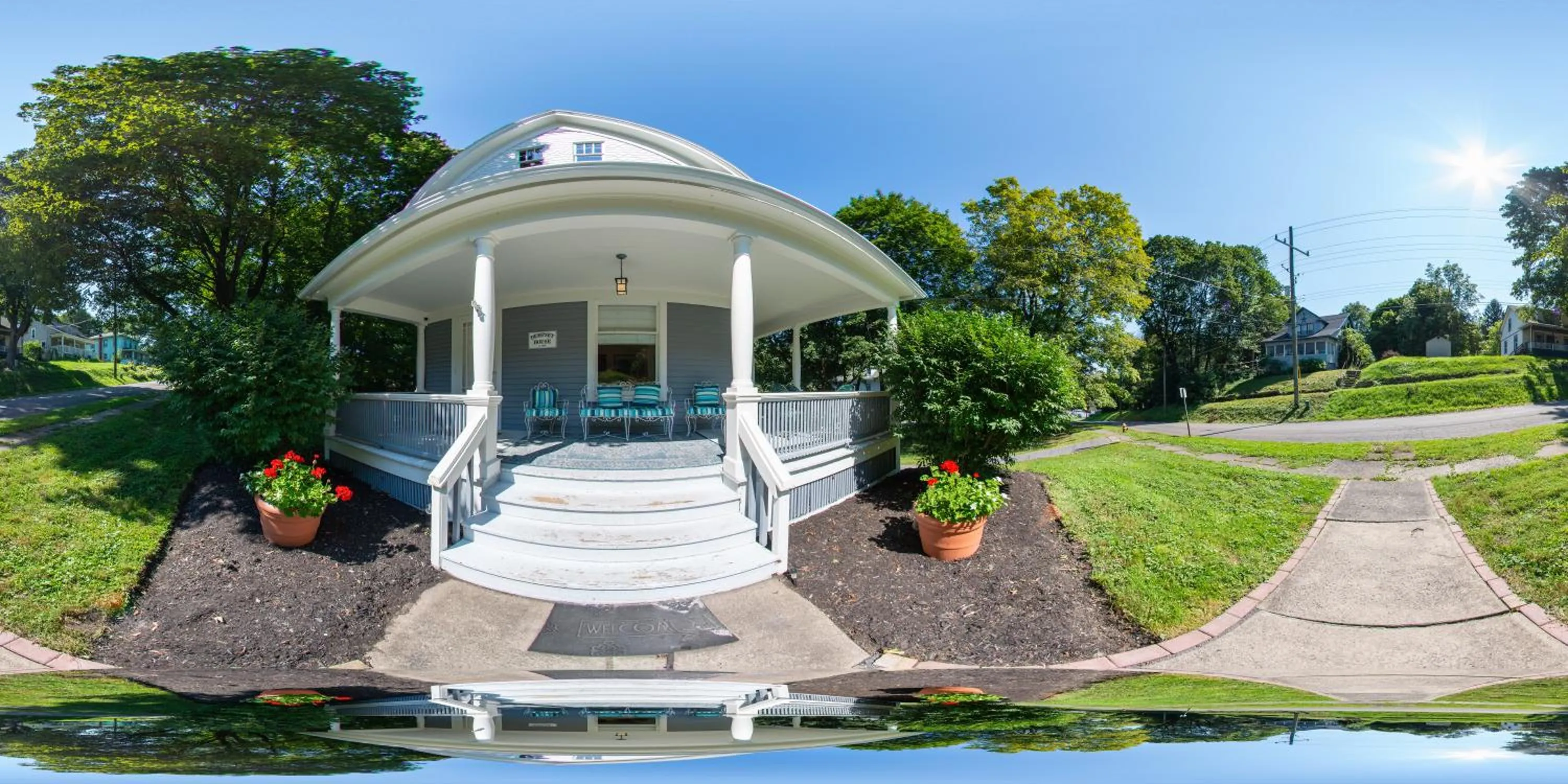 Property building in Benn Conger Inn