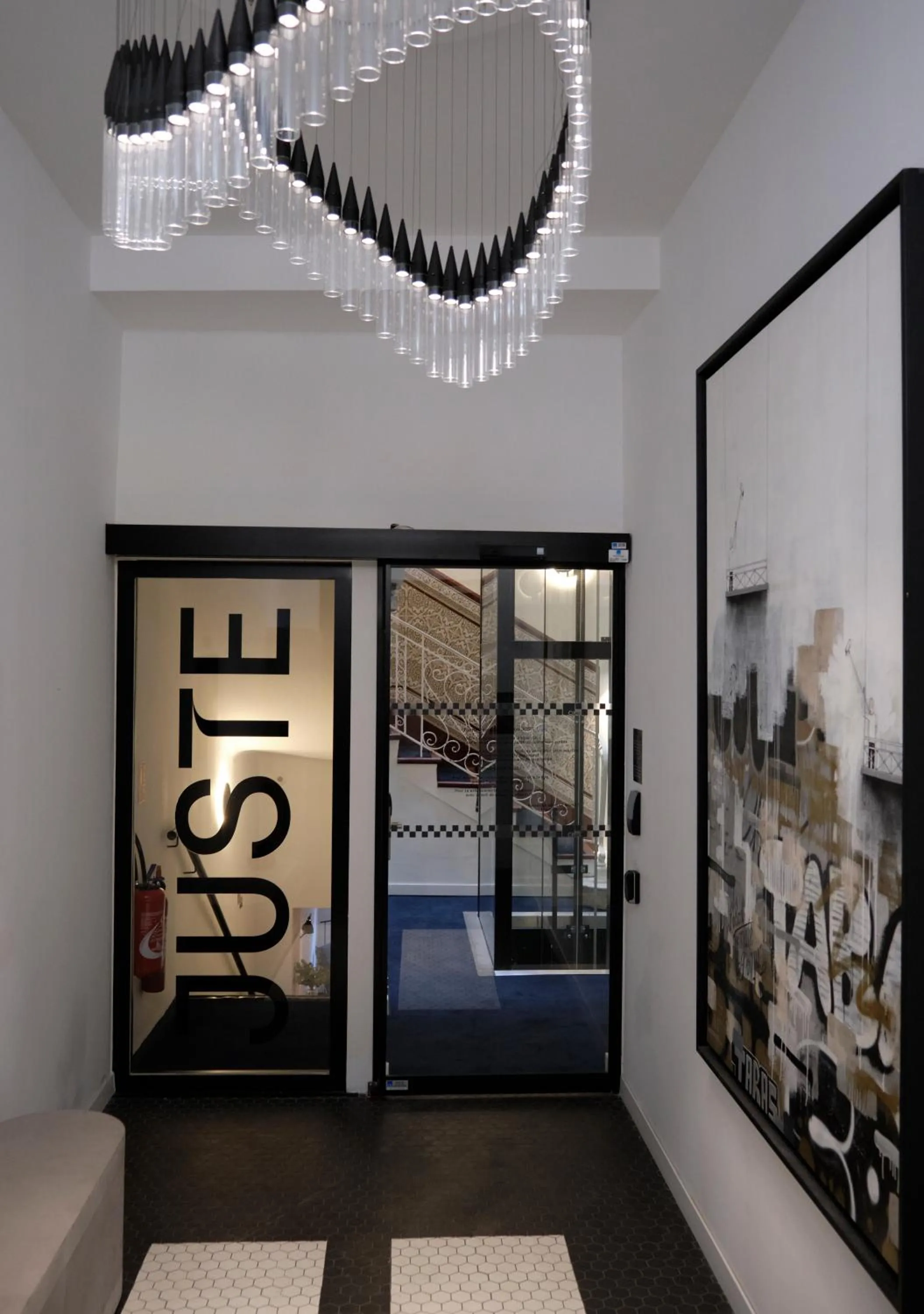 City view, Bed in Maison Juste