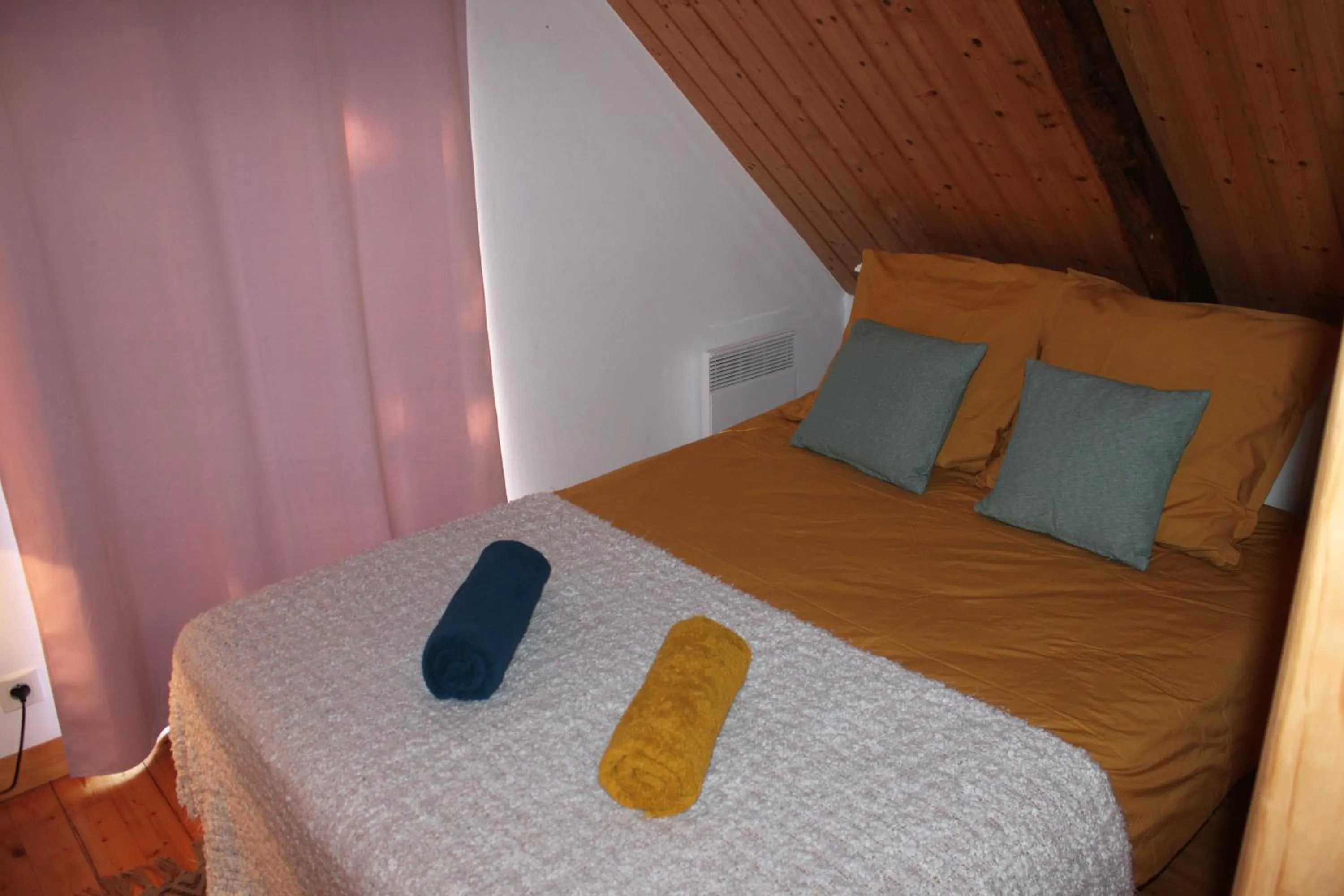 Bed in Gîtes chez l'habitant La Touche d'en Bas