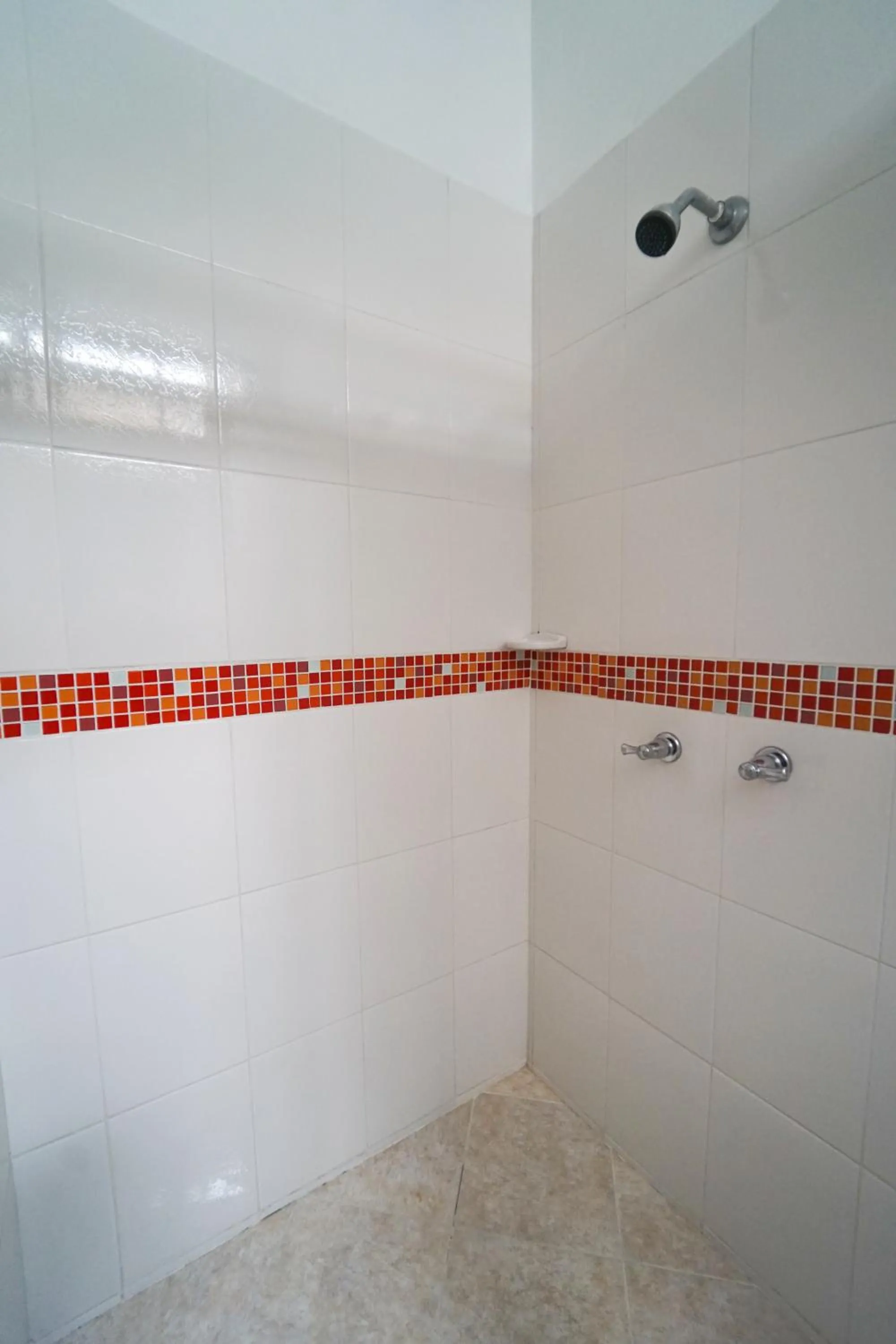 Shower in Casa Clandestina Guest House