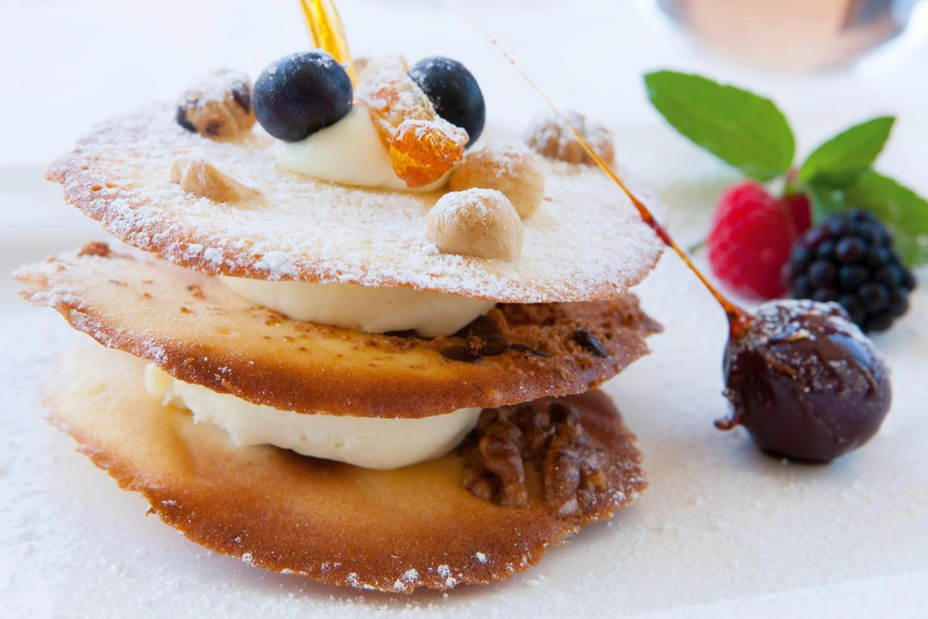 Restaurant/places to eat in Hotel Artemide