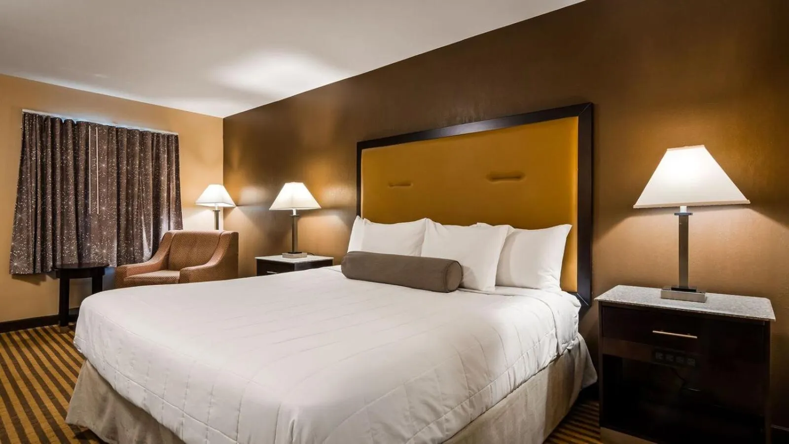 Photo of the whole room, Bed in Travelodge by Wyndham Bellmawr