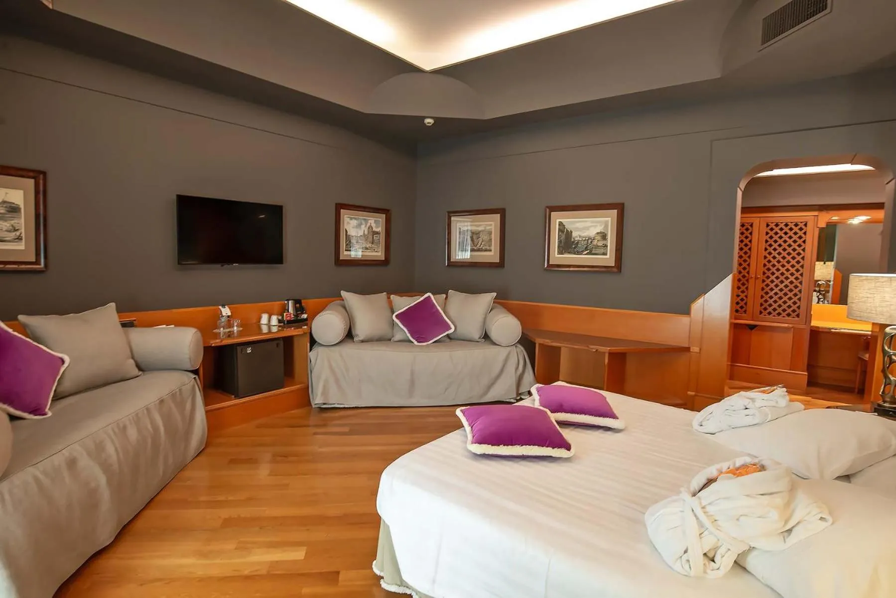 Photo of the whole room, Bed in Hotel Isa