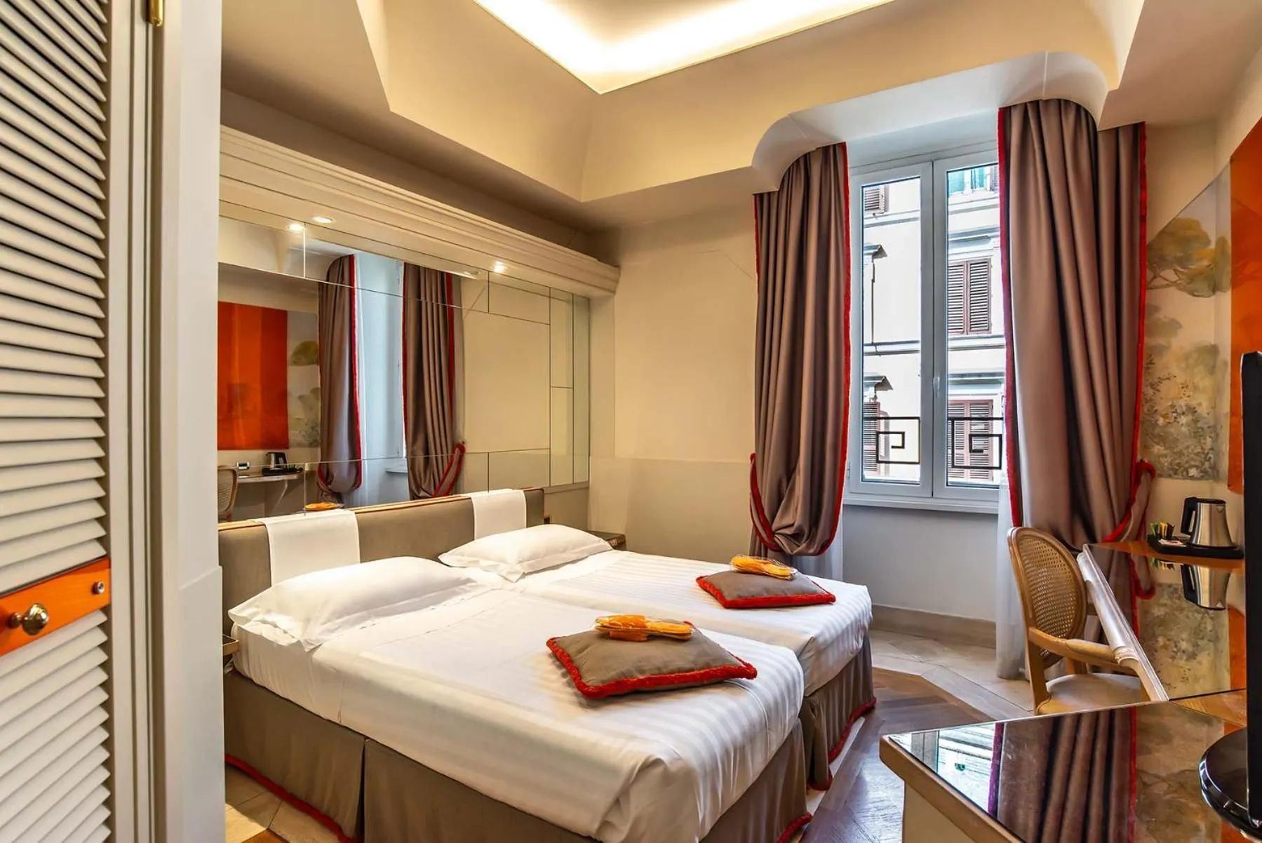 Photo of the whole room, Bed in Hotel Isa