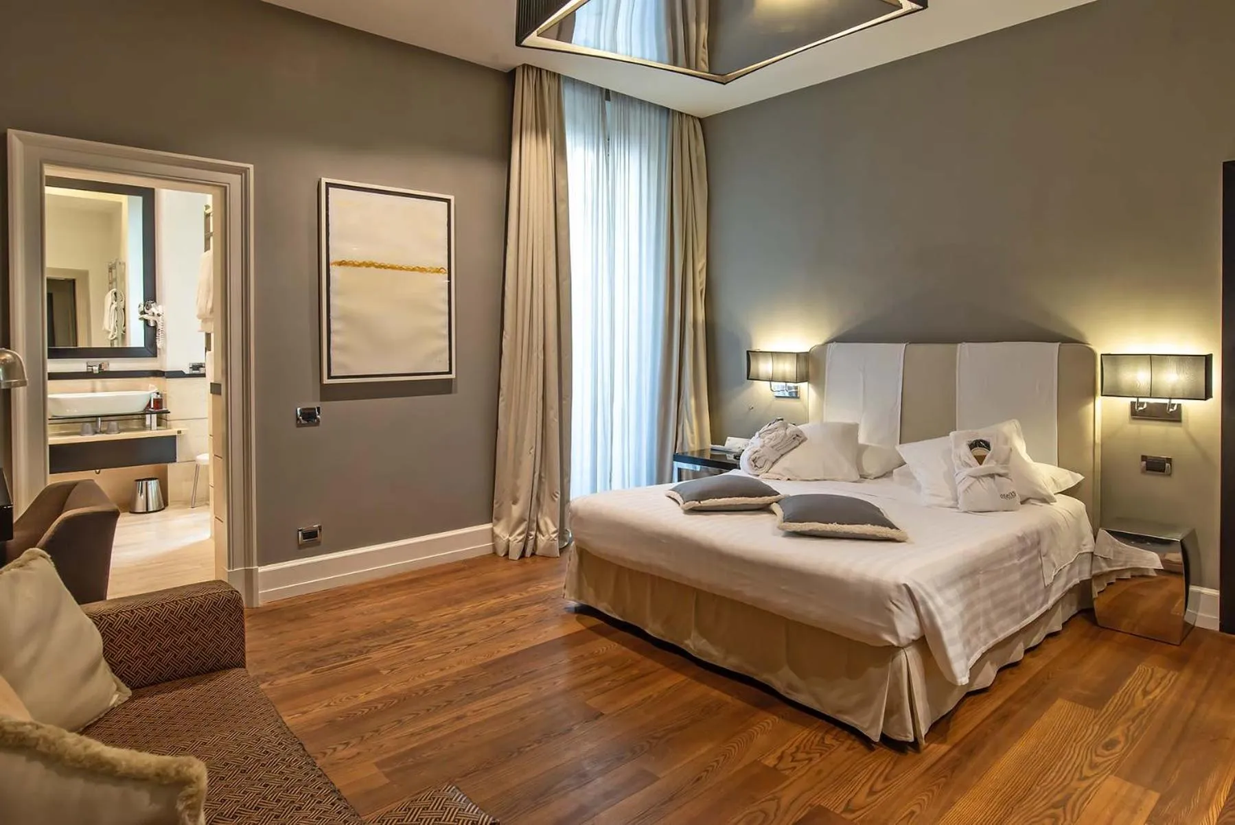 Photo of the whole room, Bed in Hotel Isa