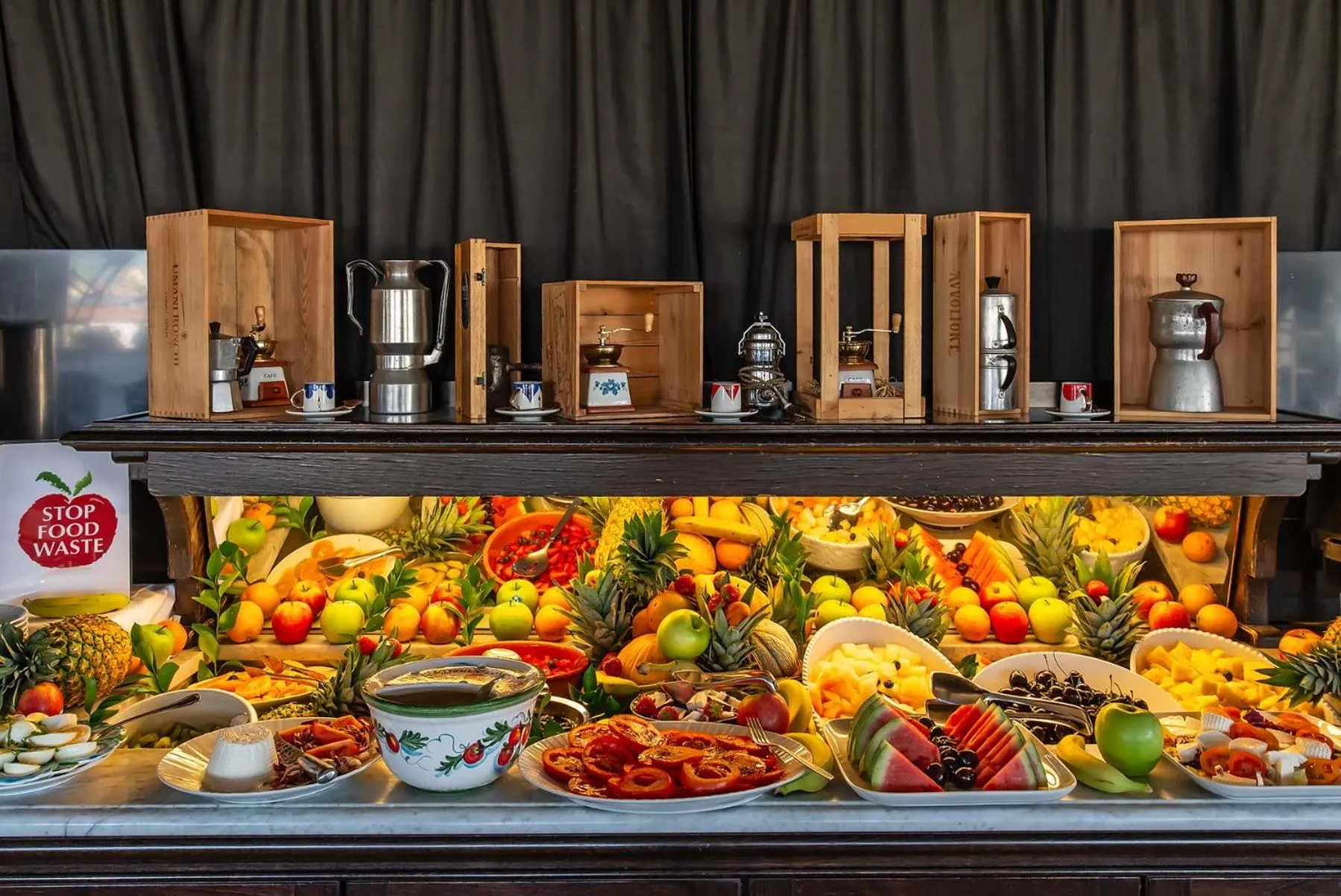 Food and drinks in Hotel Isa