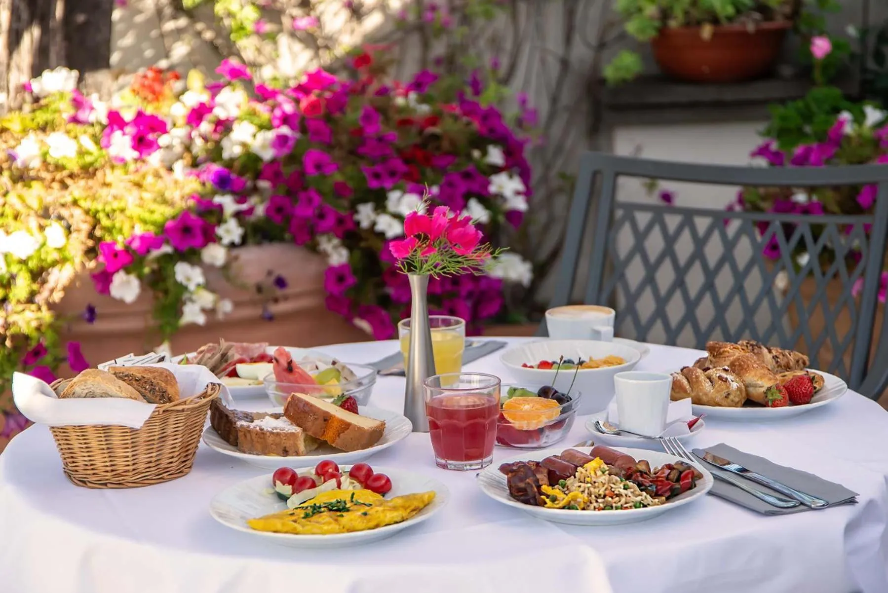 Breakfast in Hotel Isa