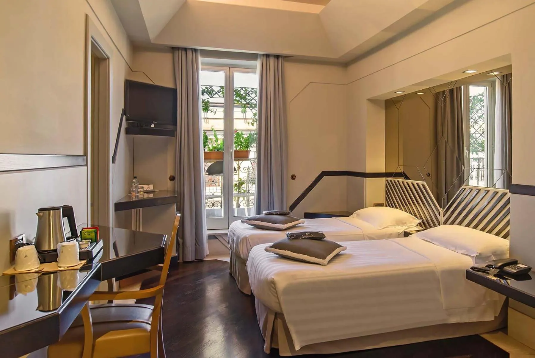 Photo of the whole room, Bed in Hotel Isa