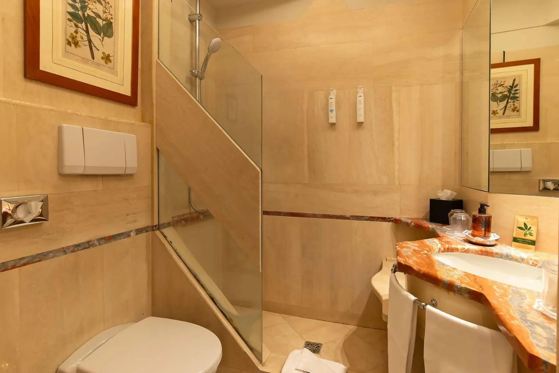 Bathroom in Hotel Isa