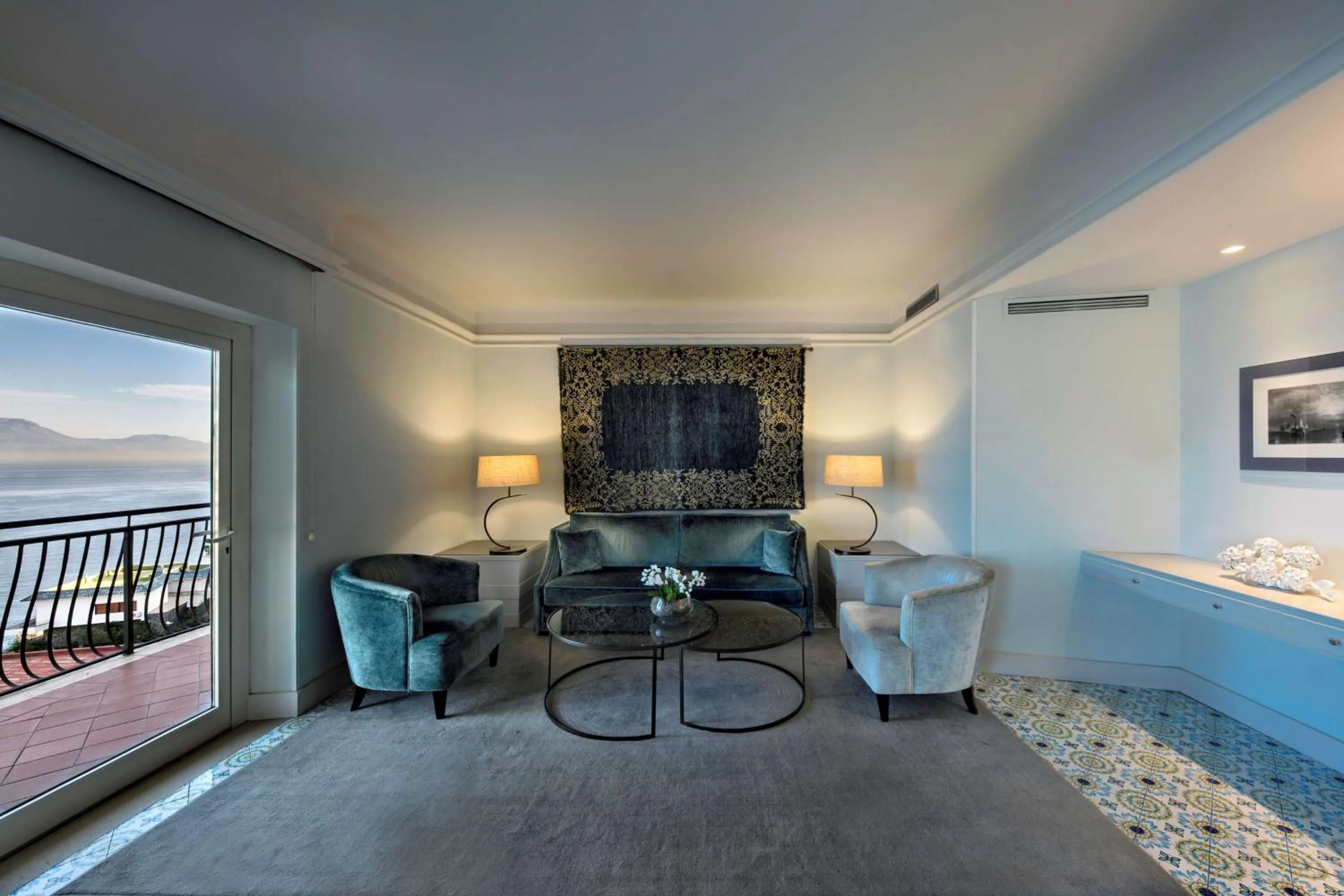 Lobby or reception in BW Signature Collection Hotel Paradiso