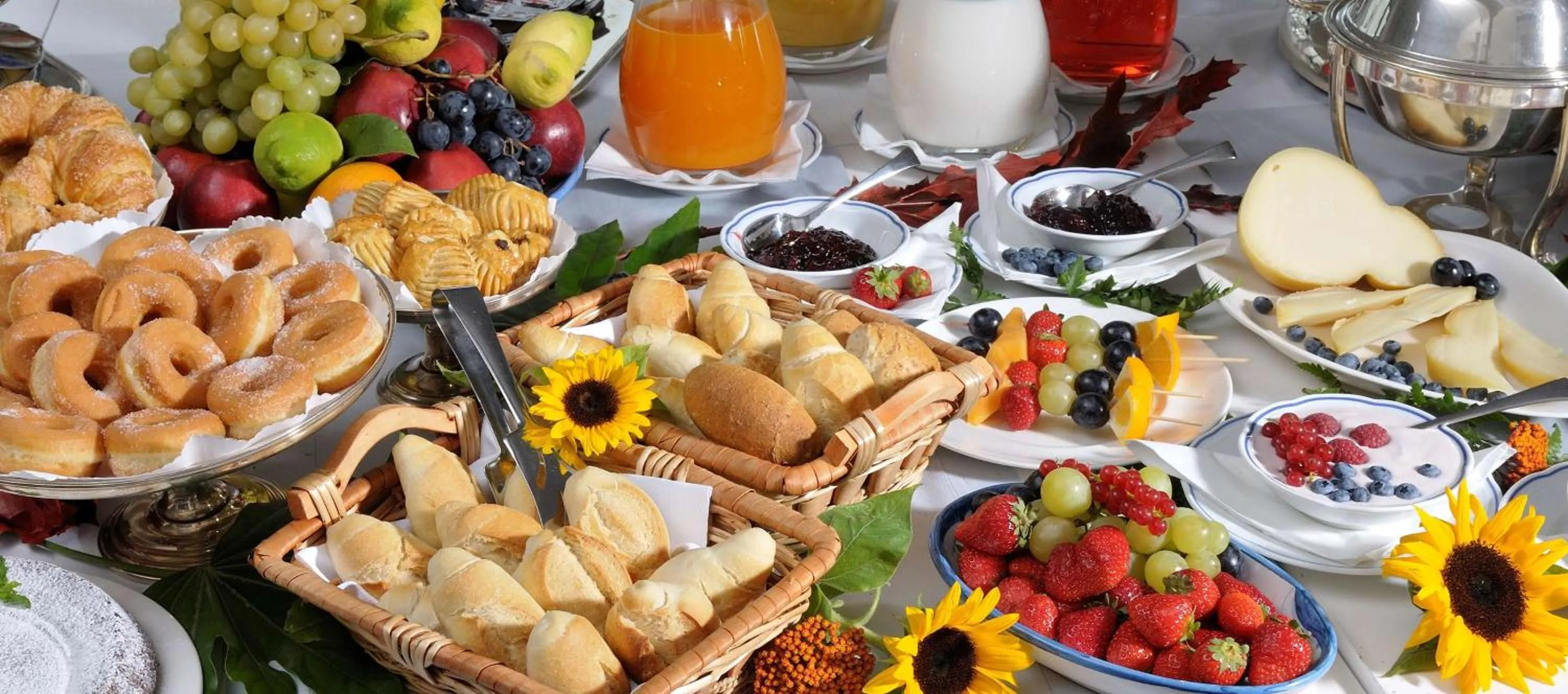 Restaurant/places to eat in BW Signature Collection Hotel Paradiso