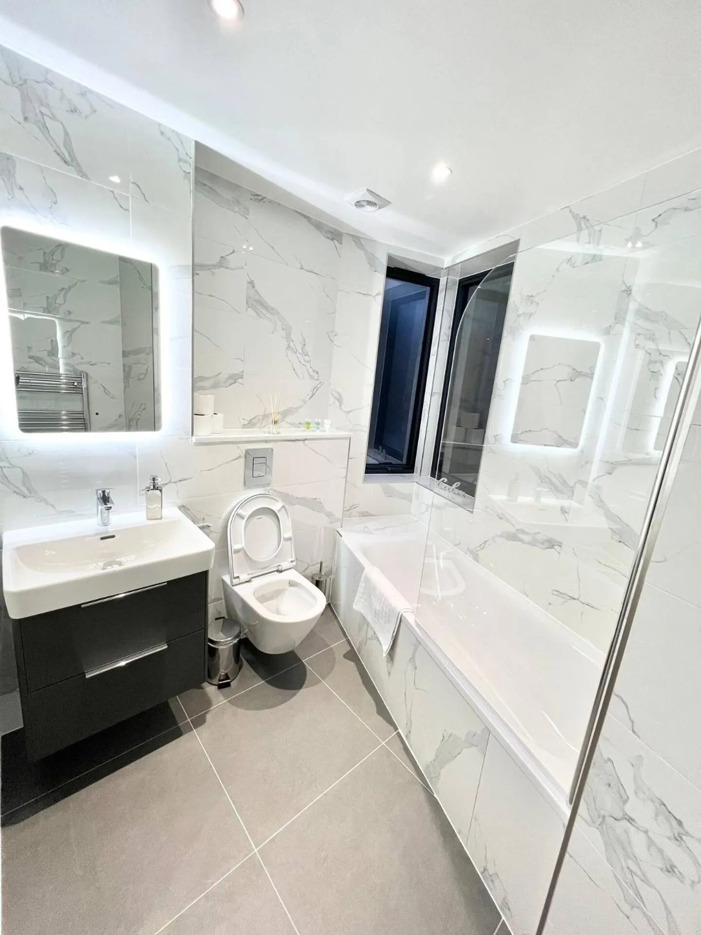 Queens Luxury Apartments Wembley Stadium - London