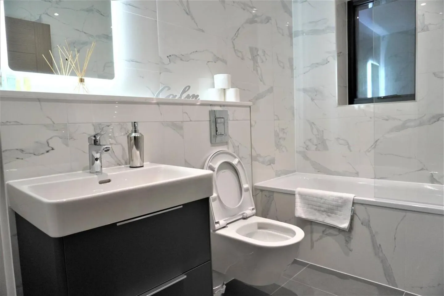 Queens Luxury Apartments Wembley Stadium - London