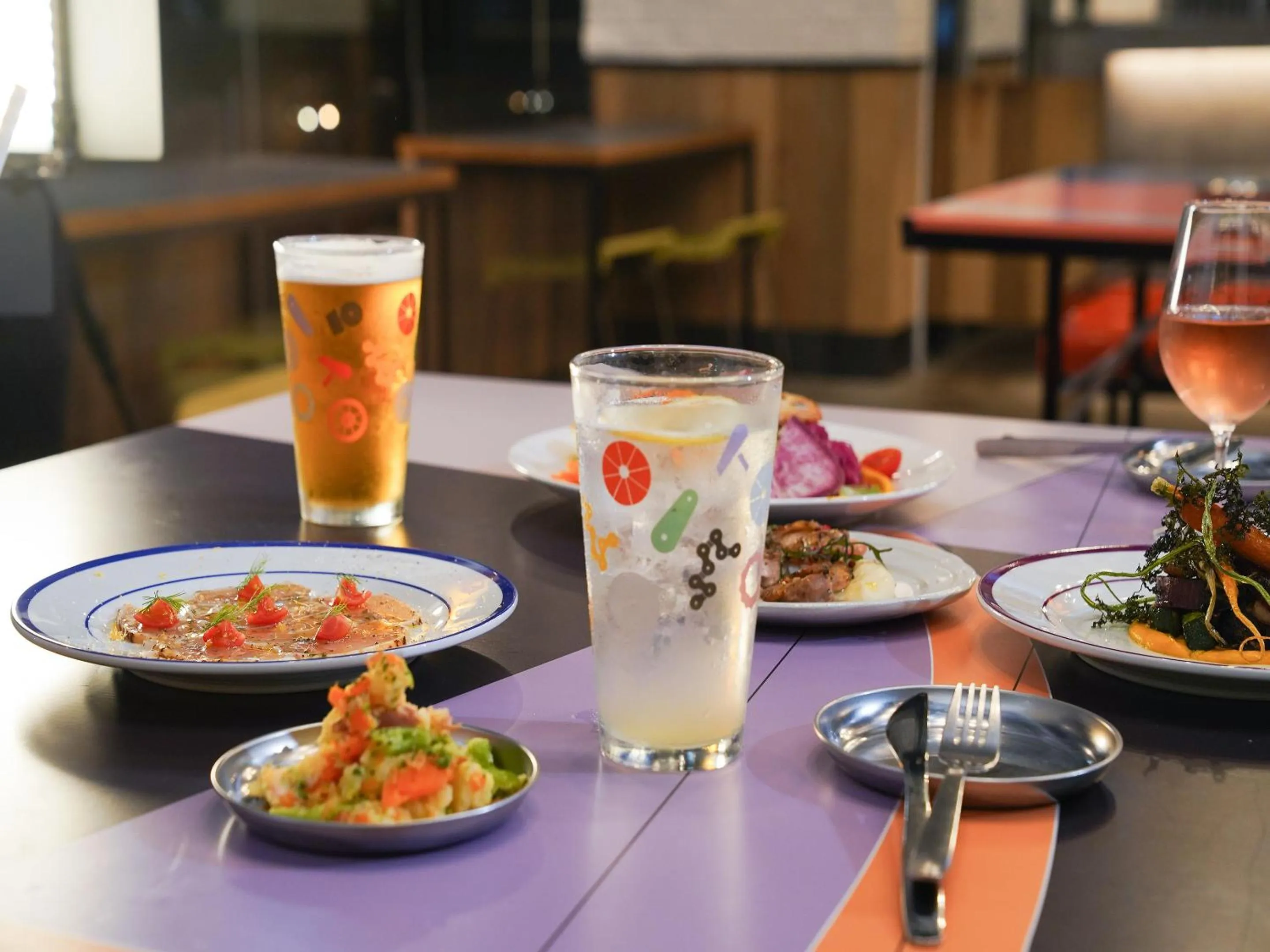 Food and drinks in SETOUCHI KEIRIN HOTEL 10 by Onko Chishin