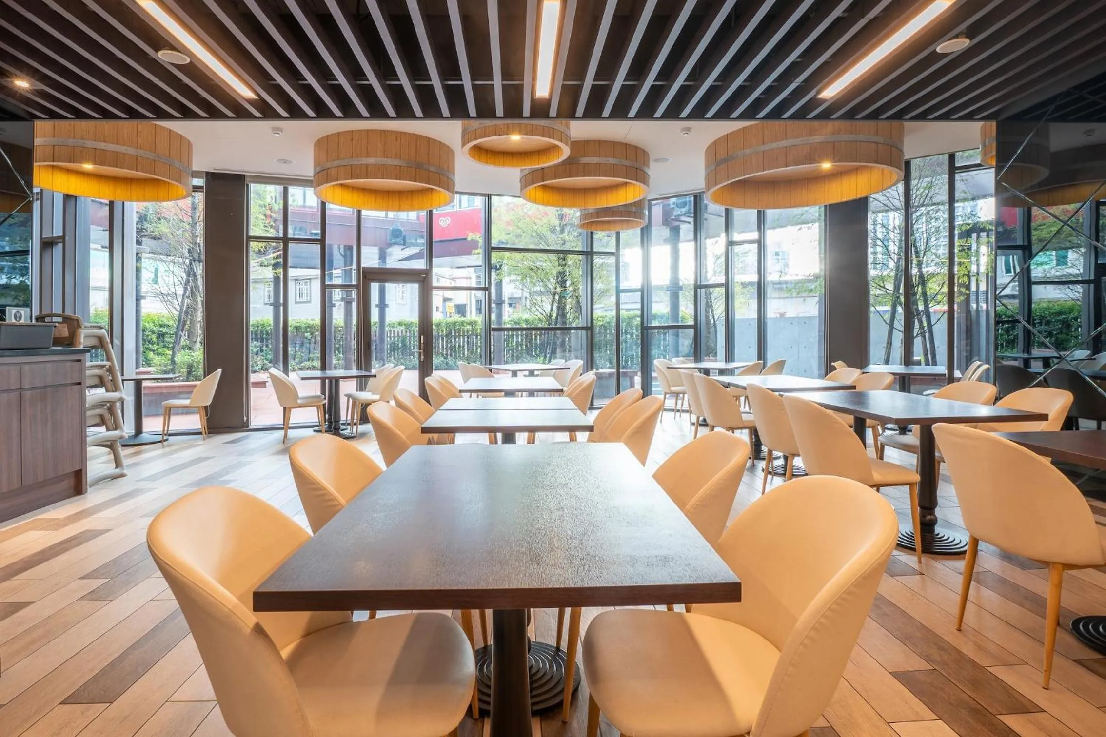 Restaurant/places to eat in CHECK inn MAGI Kids Hotel