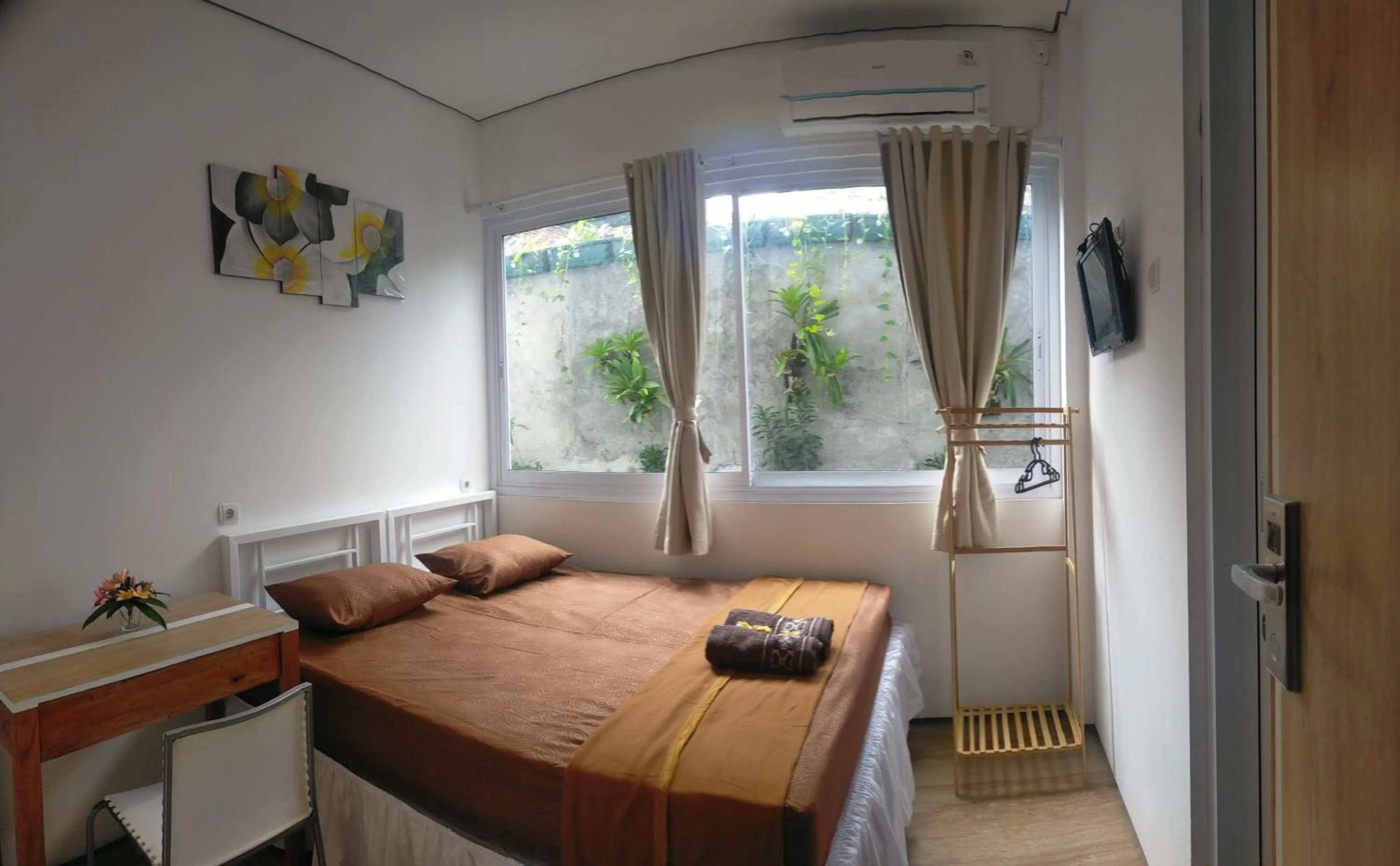 Bedroom, Bed in Rion Hostel Bogor