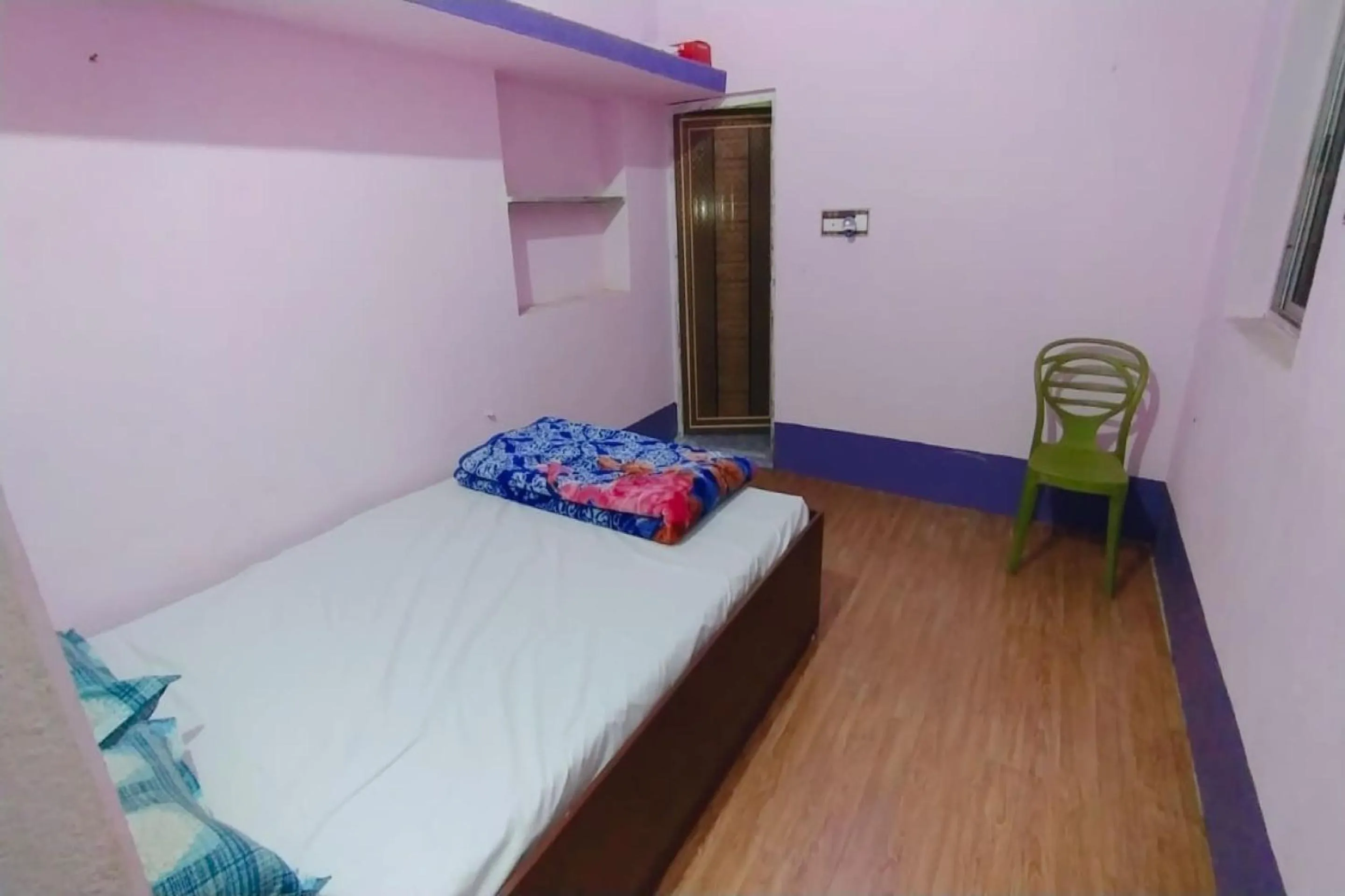 Bedroom in SPOT ON Ganguly Hotel Lodging And Fooding