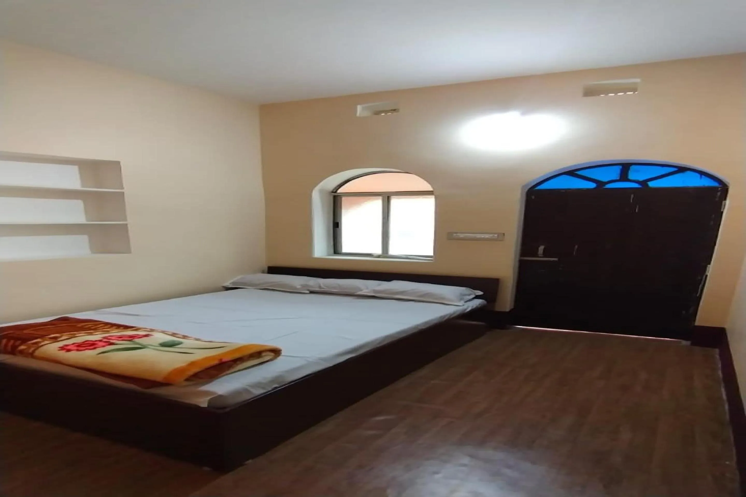 Bedroom in SPOT ON Ganguly Hotel Lodging And Fooding