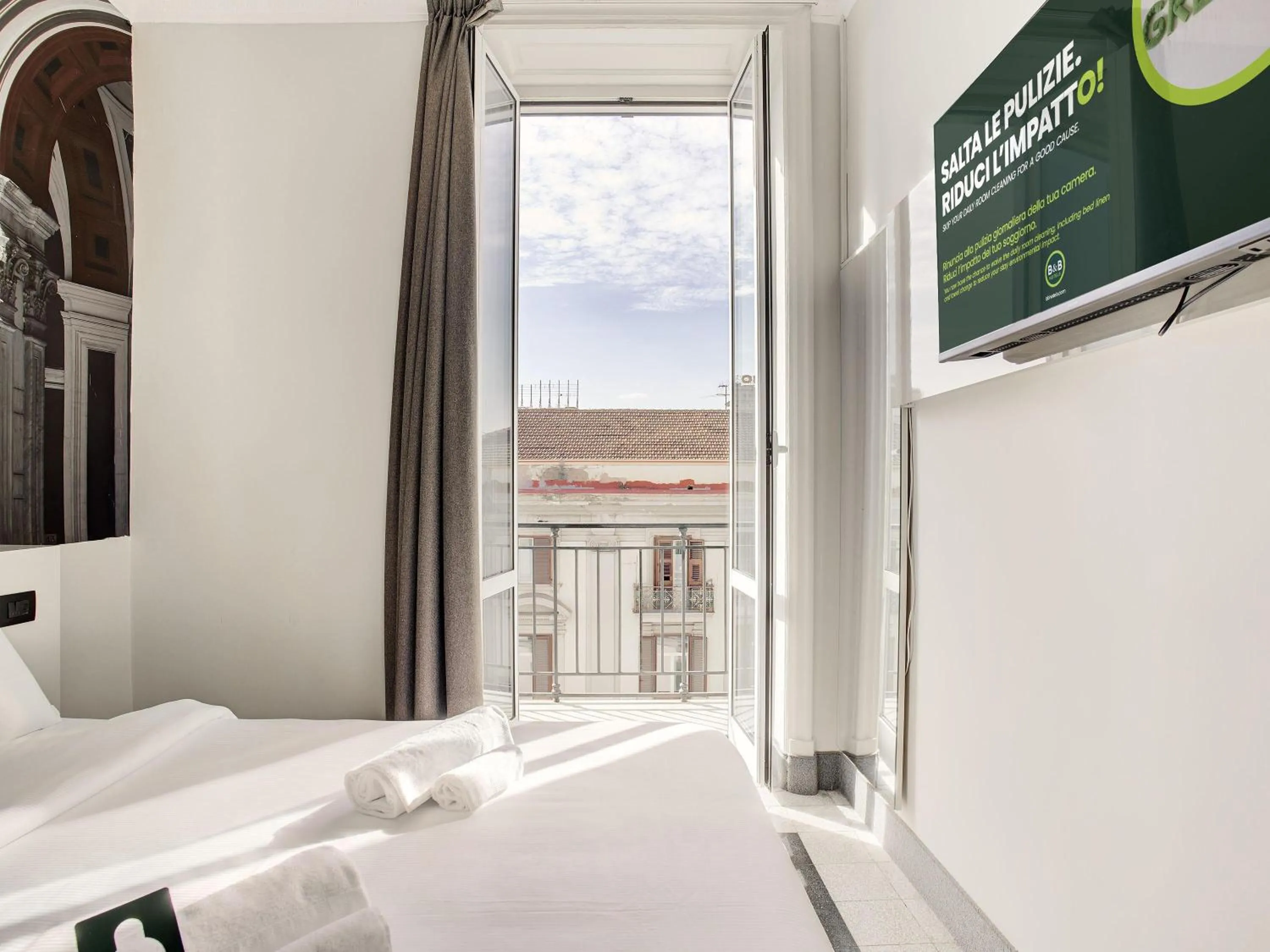 Photo of the whole room, Bed in B&B Hotel Napoli