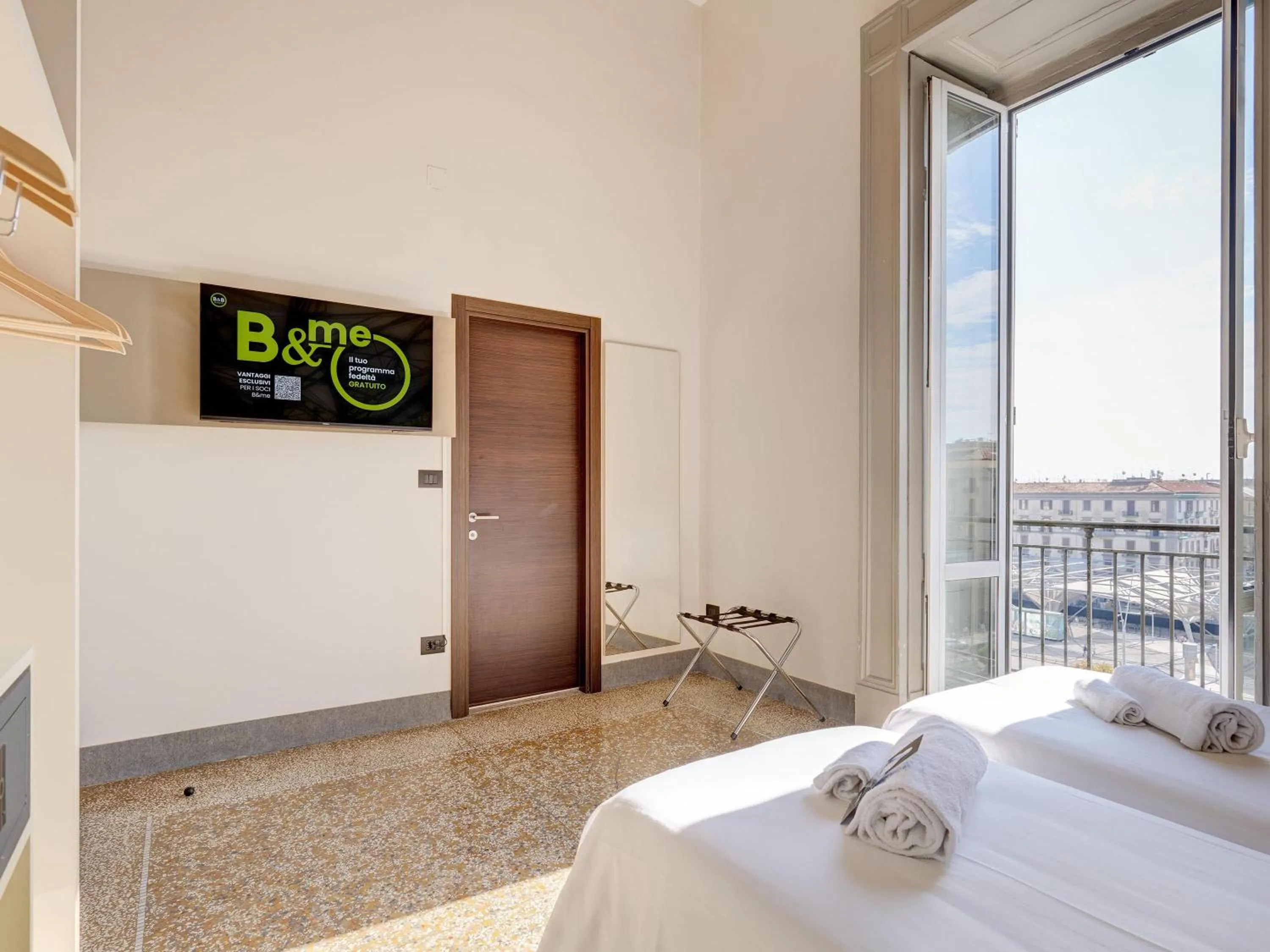 Photo of the whole room, Bed in B&B Hotel Napoli