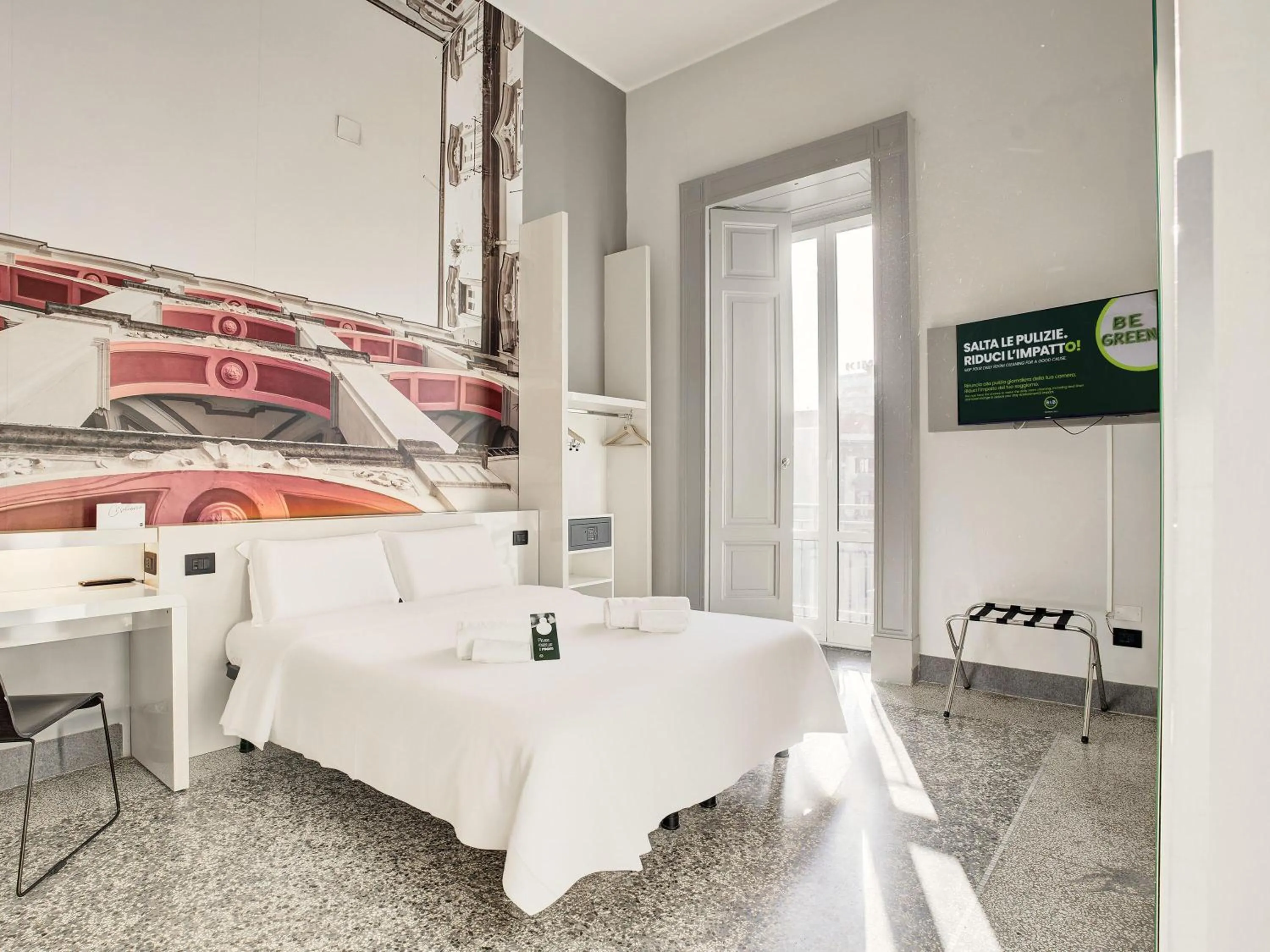 Photo of the whole room, Bed in B&B Hotel Napoli