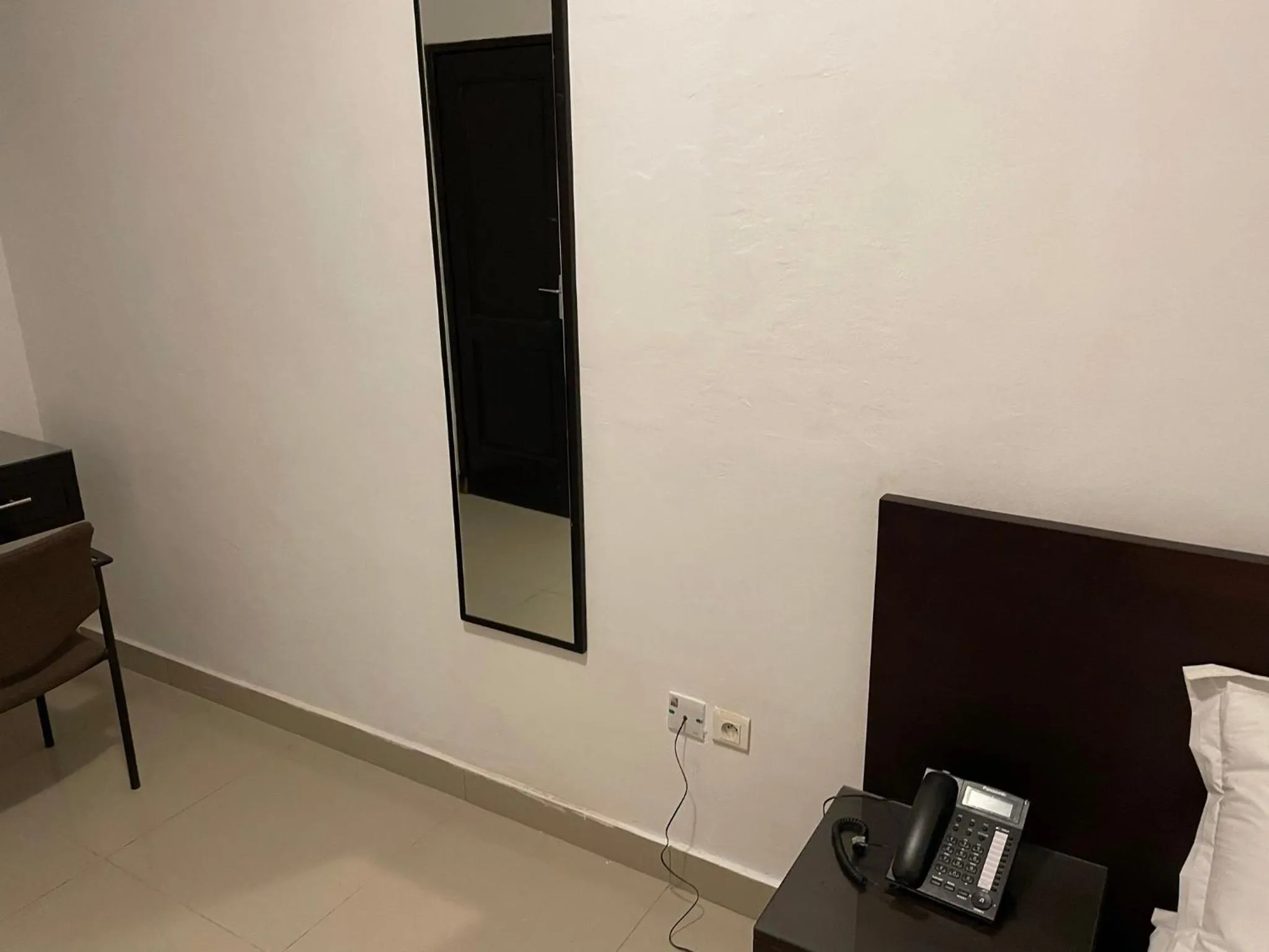 Bedroom in HOTEL LES ARCADES