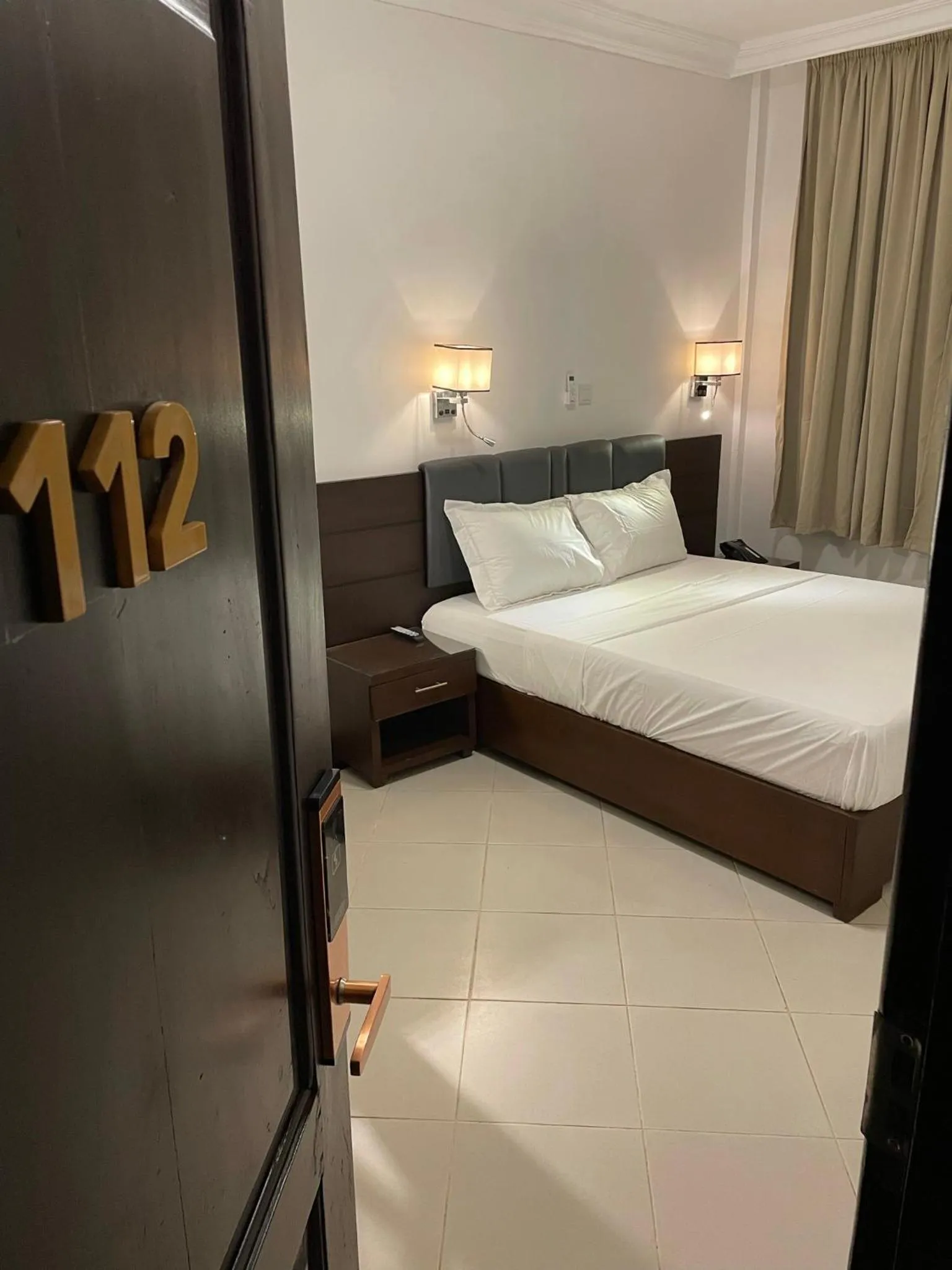 Bedroom, Bed in HOTEL LES ARCADES