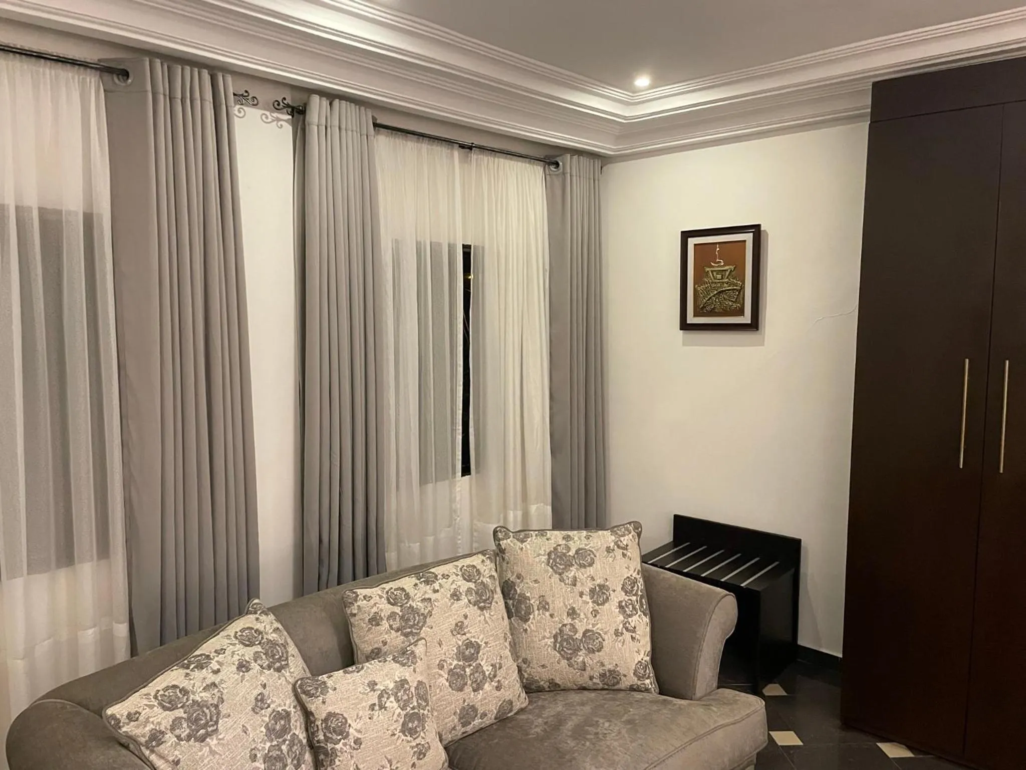 Bedroom in HOTEL LES ARCADES