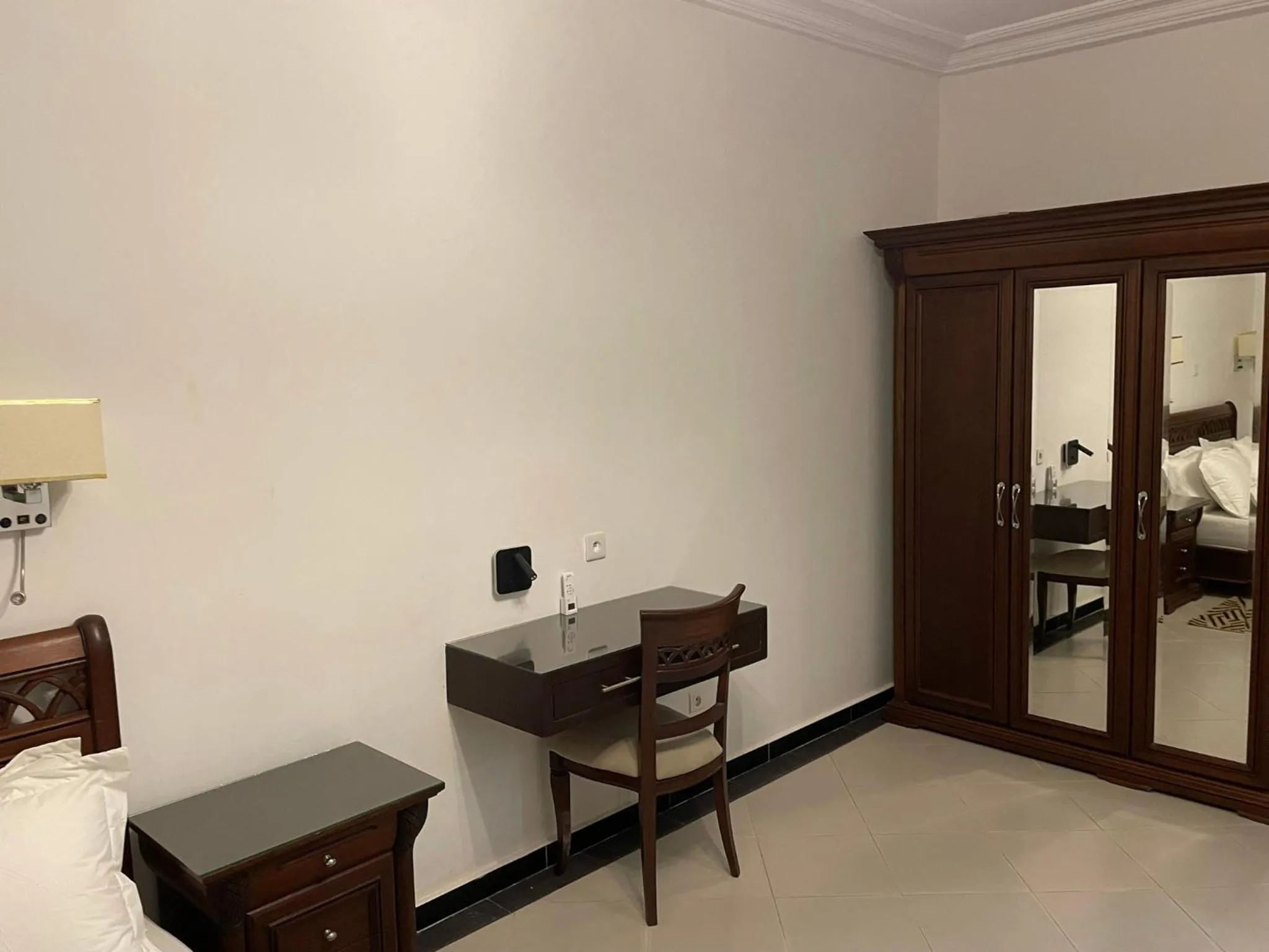 Photo of the whole room in HOTEL LES ARCADES