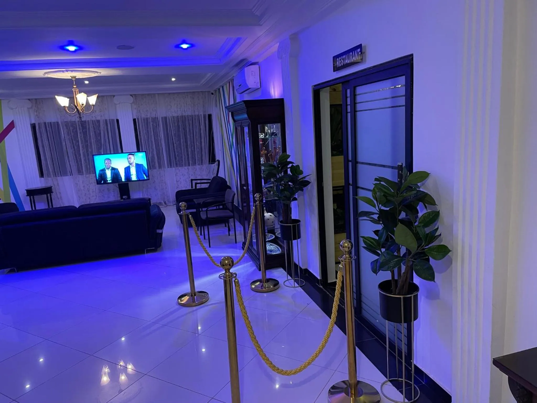 Lobby or reception in HOTEL LES ARCADES