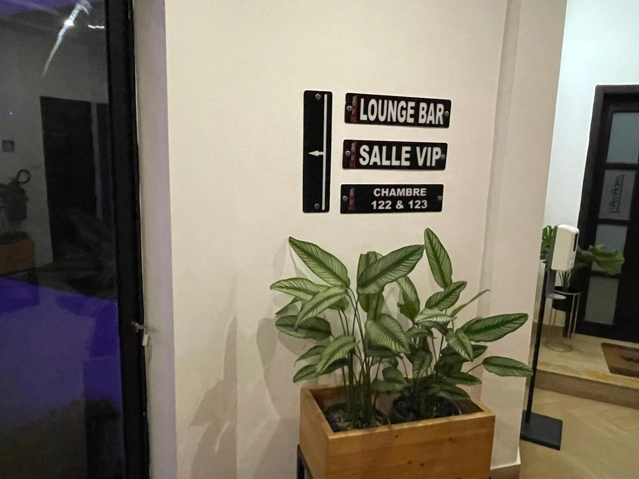 Patio in HOTEL LES ARCADES