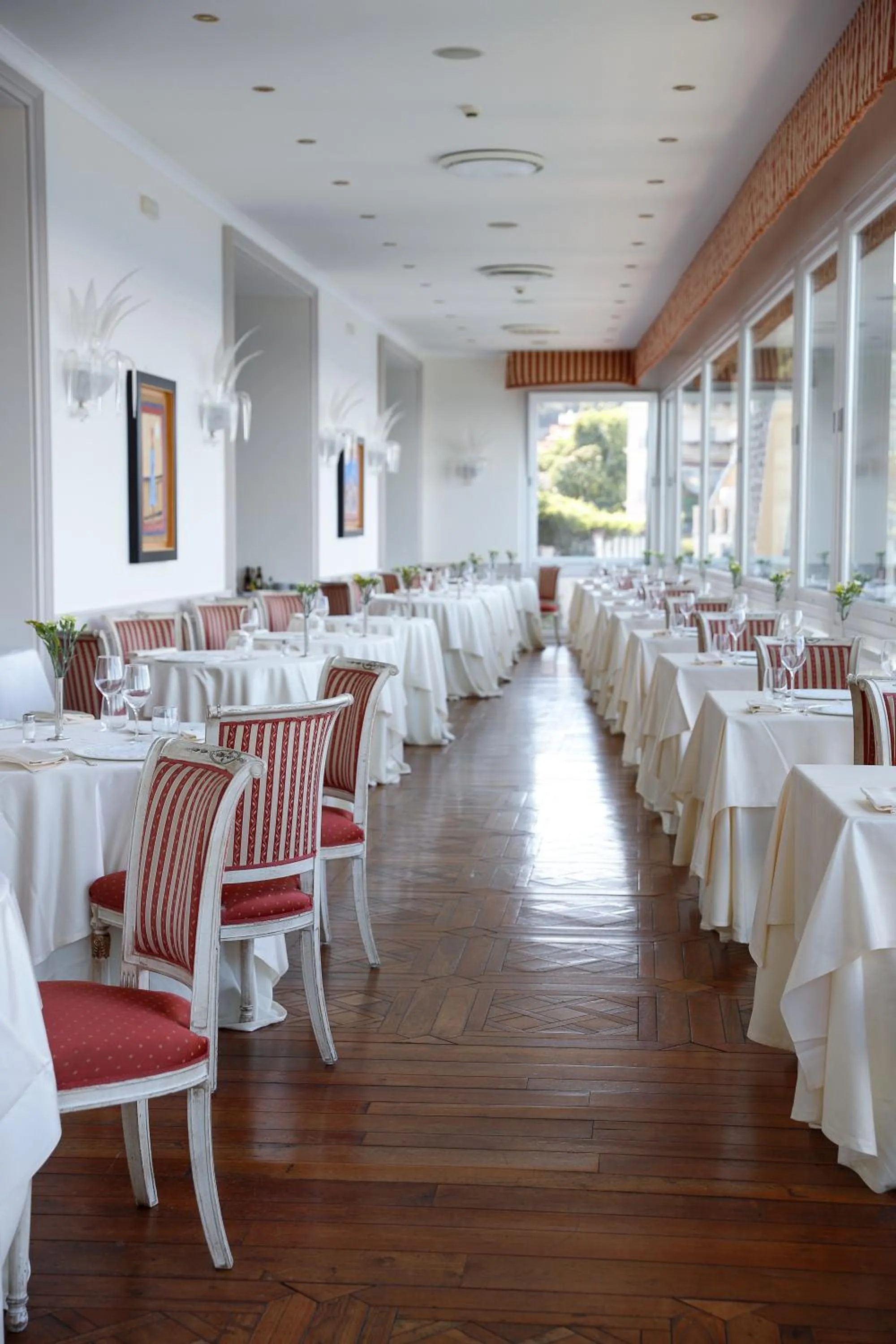 Restaurant/places to eat in Imperial Hotel Tramontano