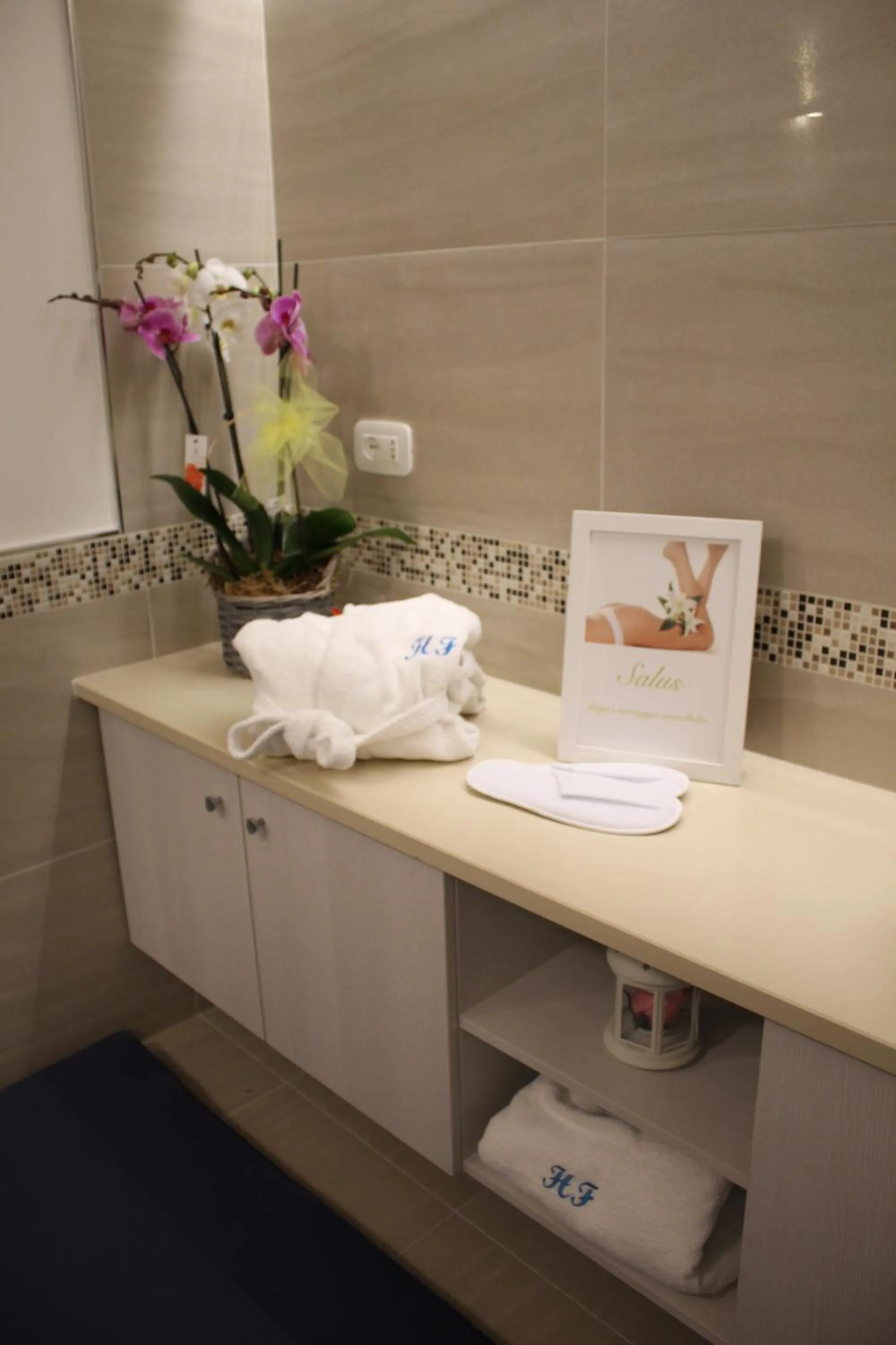 Hot Spring Bath in Hotel Floridiana Terme