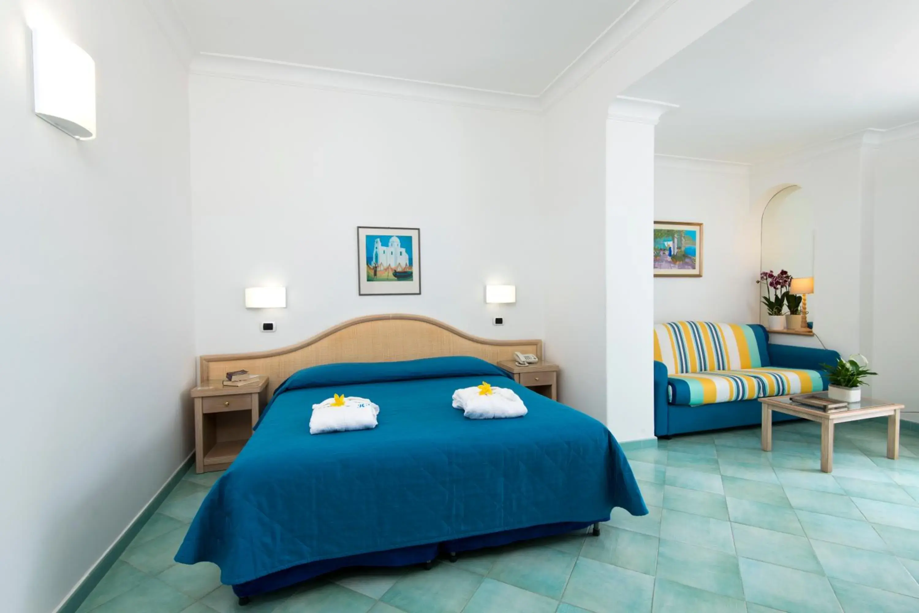 Standard Quadruple Room in Hotel Floridiana Terme Standard Quadruple Room in Hotel Floridiana Terme