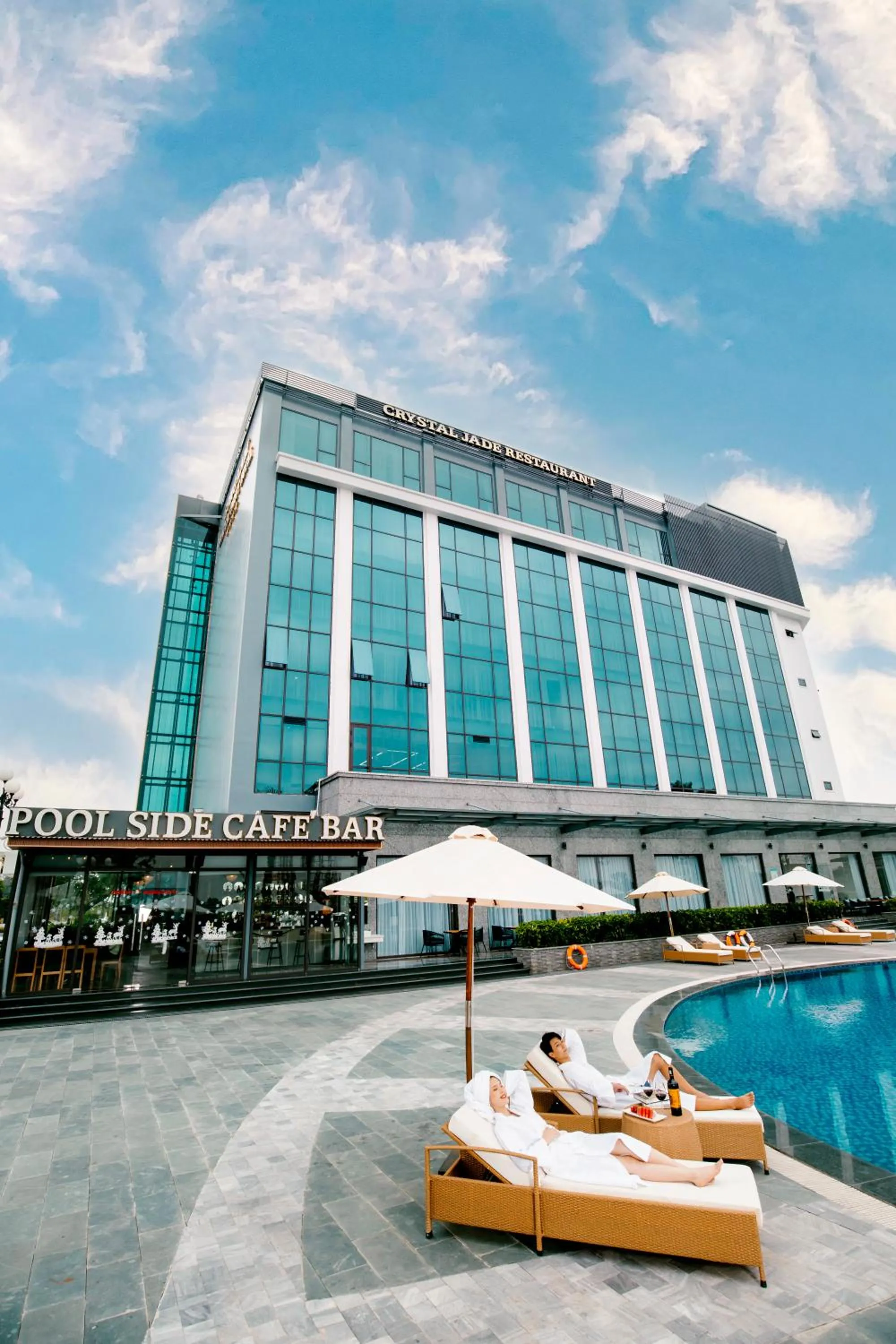 Swimming pool in Songlam Waterfront Hotel - 藍江酒店