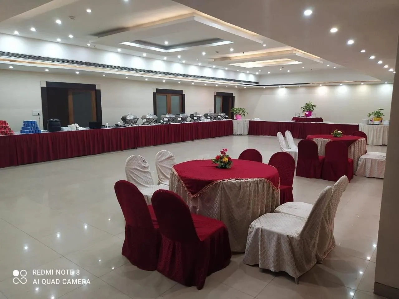 Banquet/Function facilities in SHELTER HOTEL