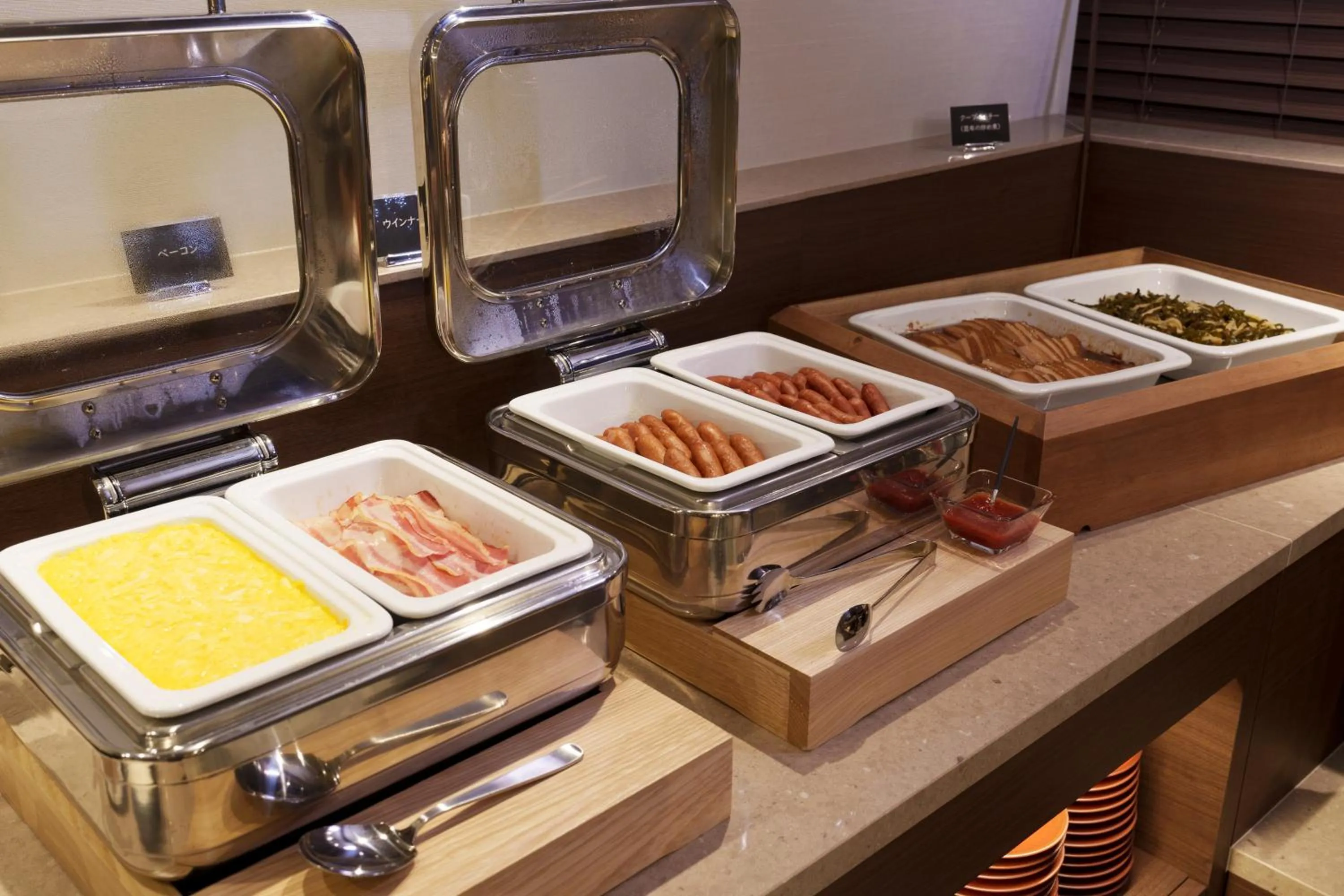 Buffet breakfast in Hotel GrandConsort Naha